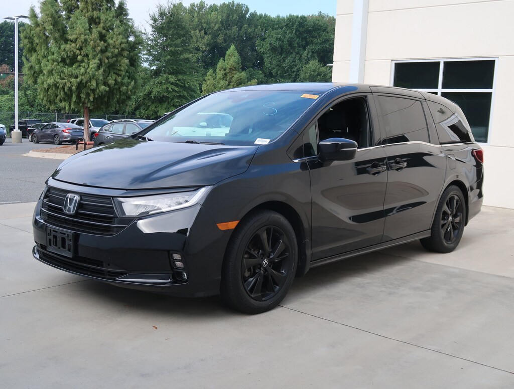 Certified 2023 Honda Odyssey Sport Minivan