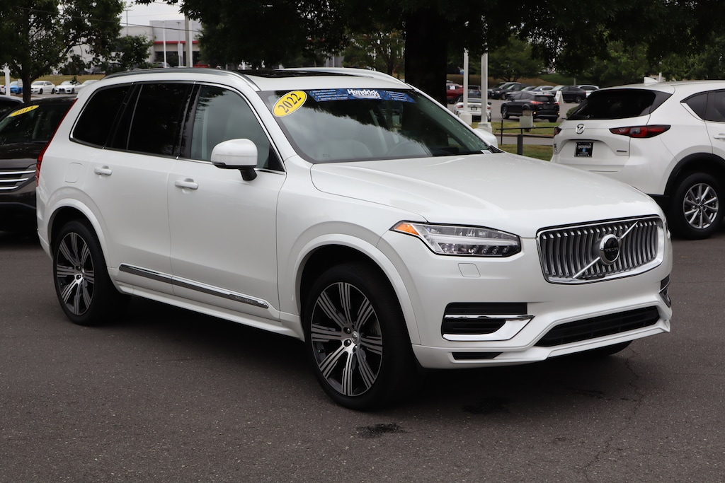 Used 2022 Volvo XC90 Recharge Plug-In Hybrid Inscription Expression SUV