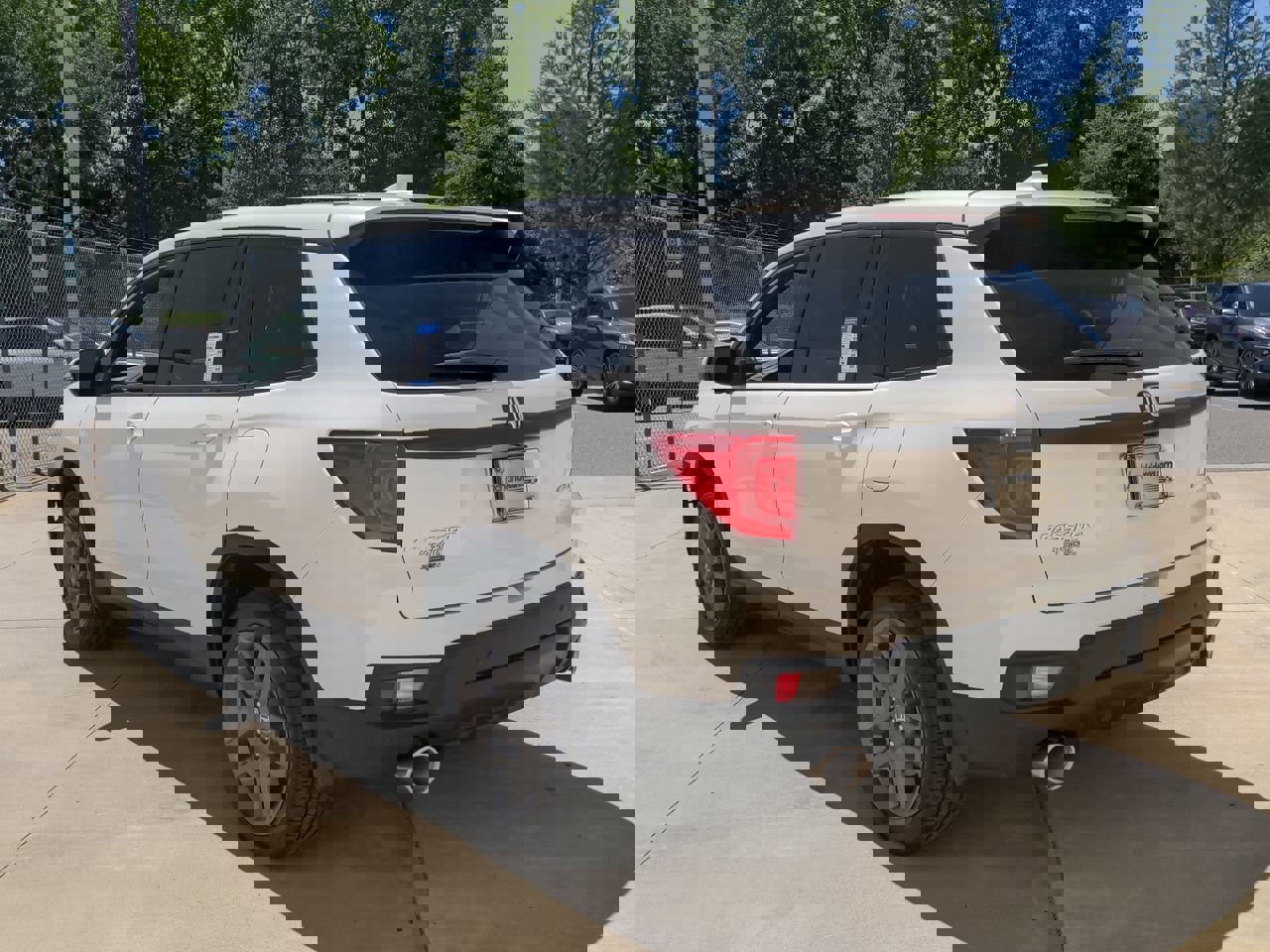 2023 Honda Passport EX-L photo 3