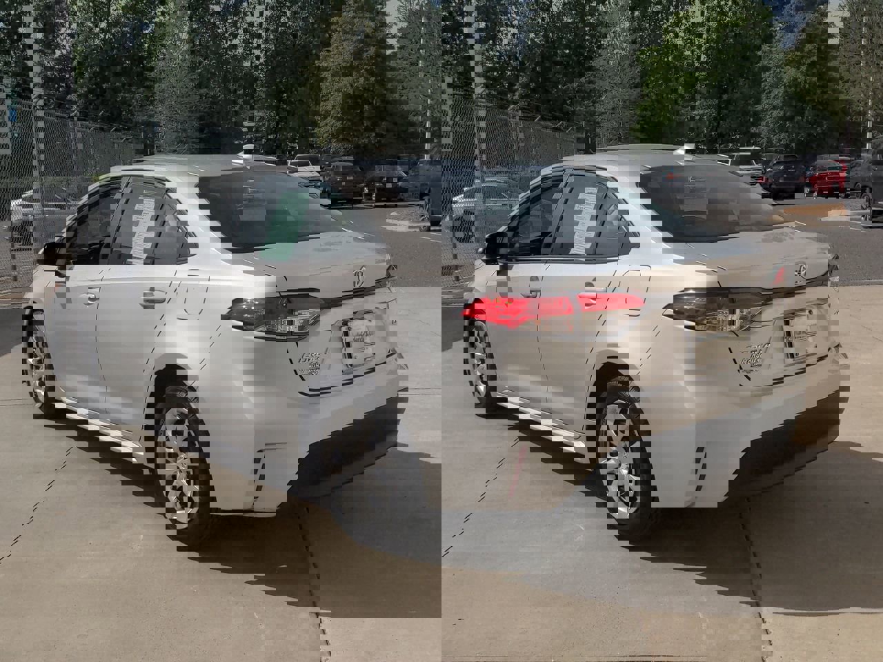 2024 Toyota Corolla LE photo 3