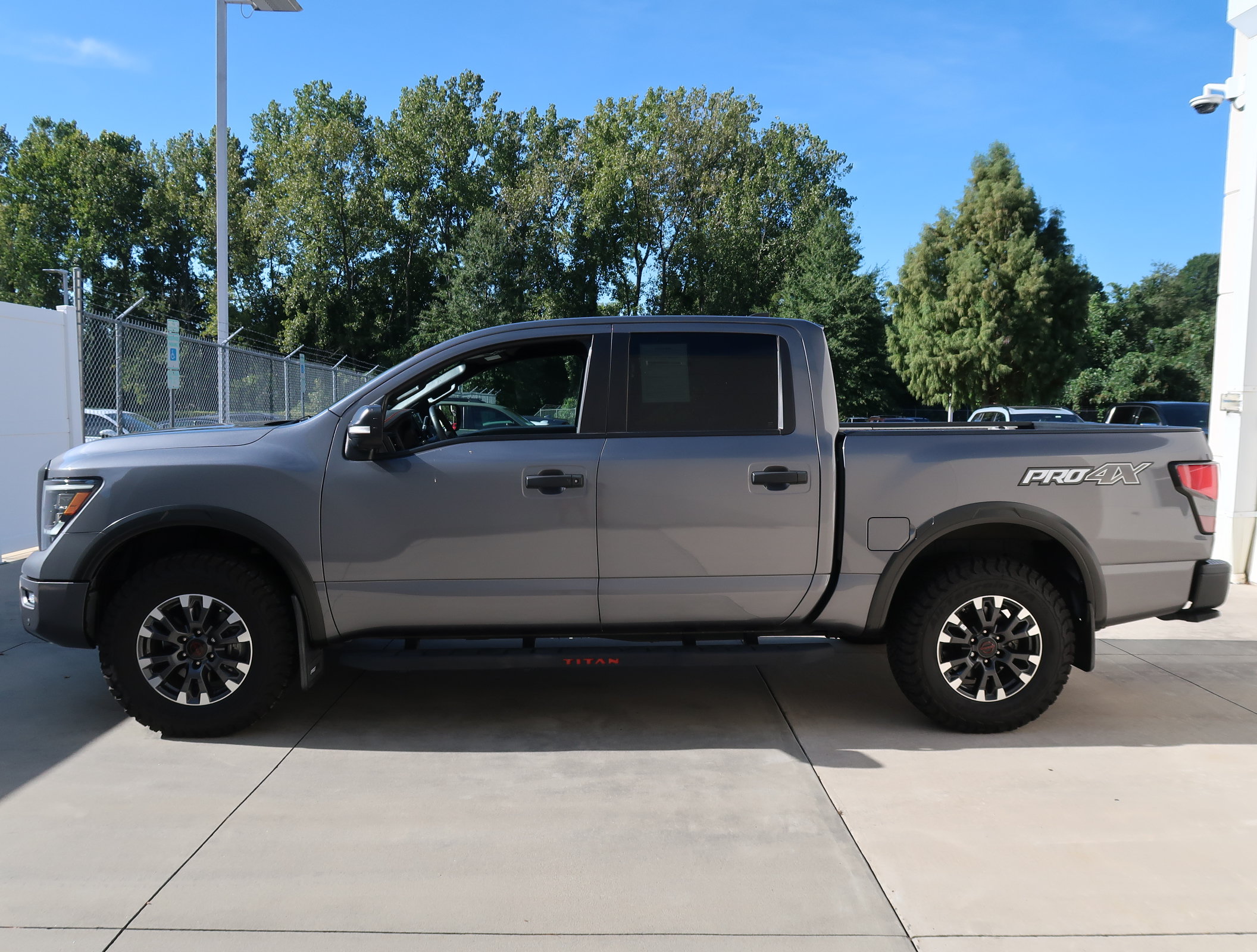 2023 Nissan Titan PRO-4X