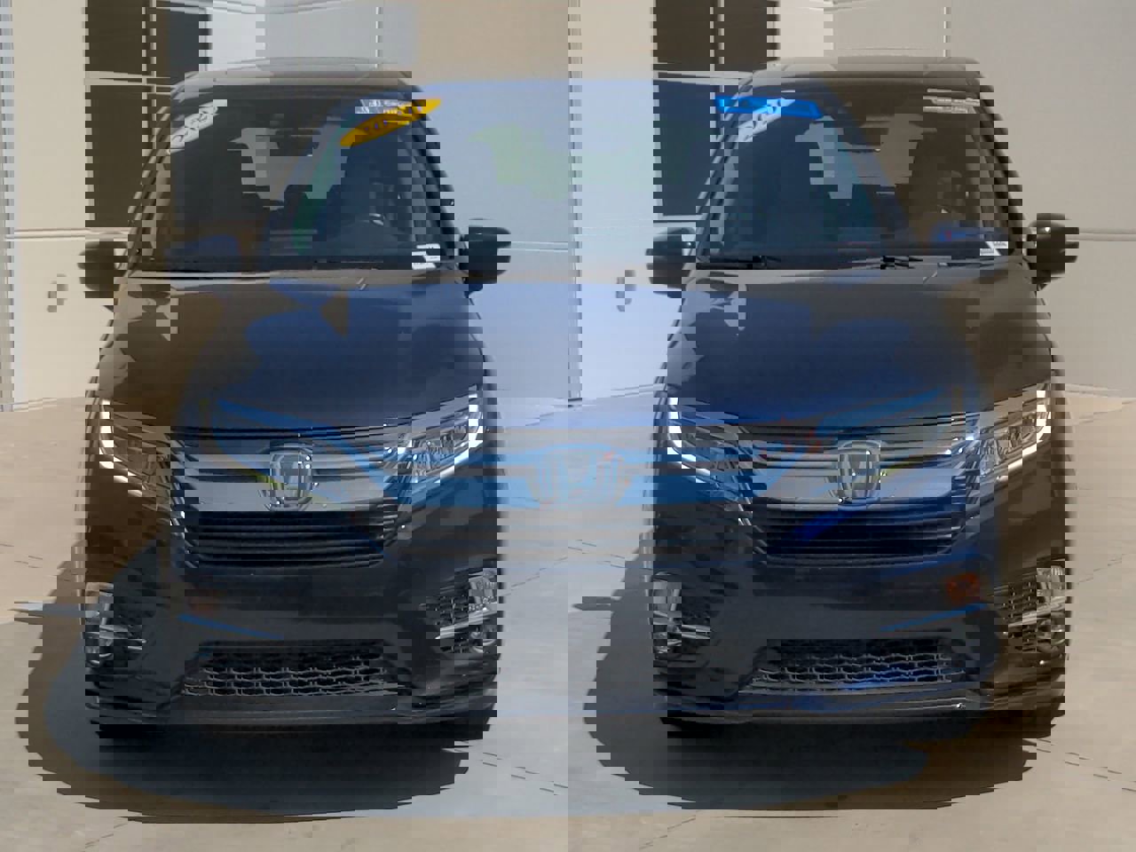 2020 Honda Odyssey Elite photo 2