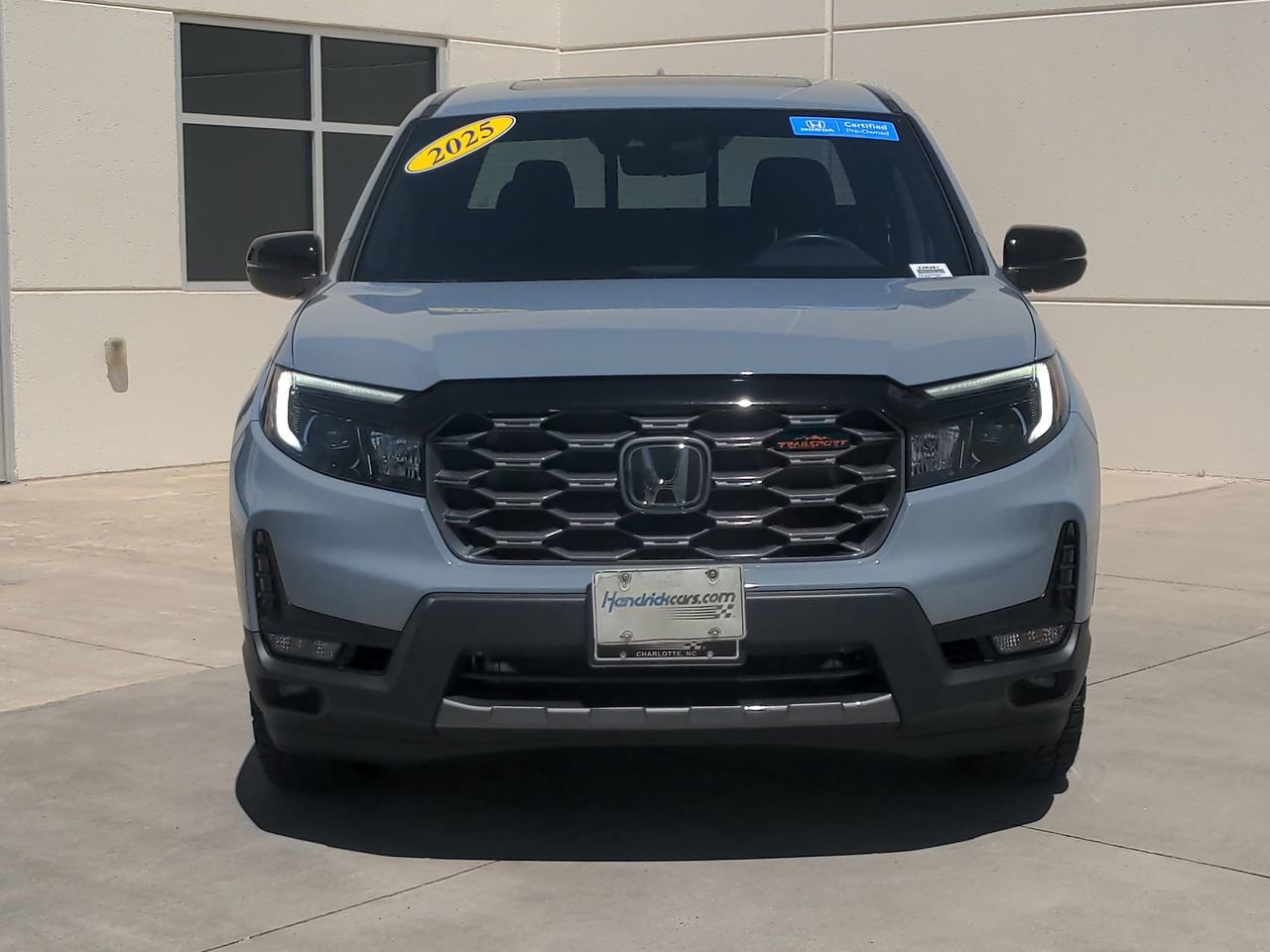 2025 Honda Ridgeline TrailSport photo 2