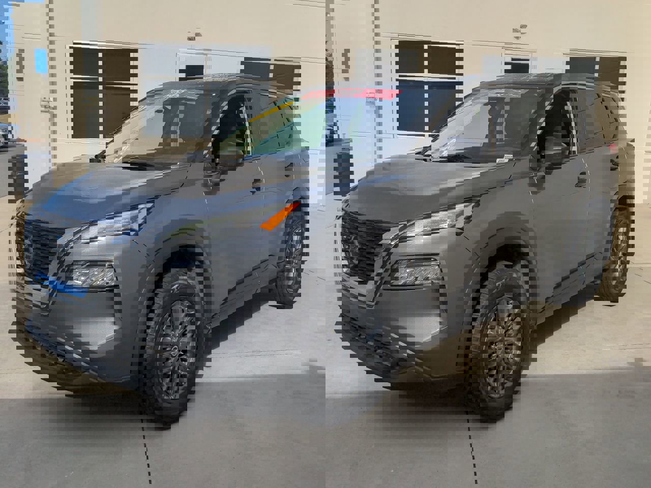 2021 Nissan Rogue S photo 2