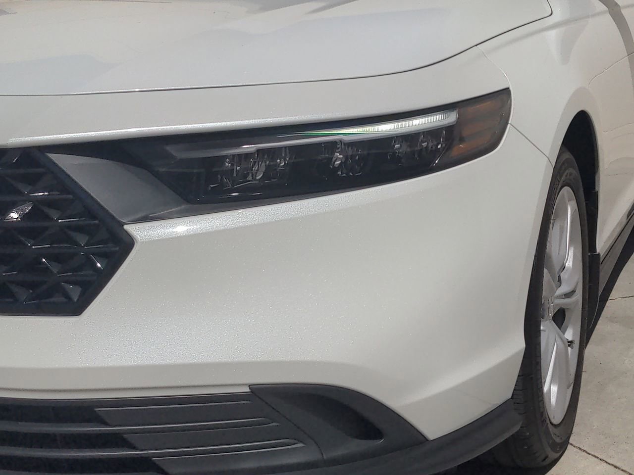 2025 Honda Accord LX photo 5