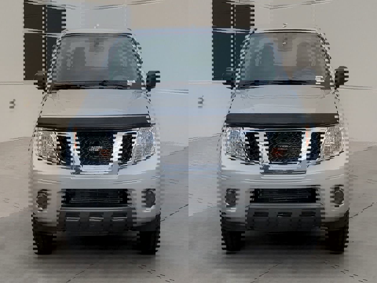 2012 Nissan Frontier SV photo 3