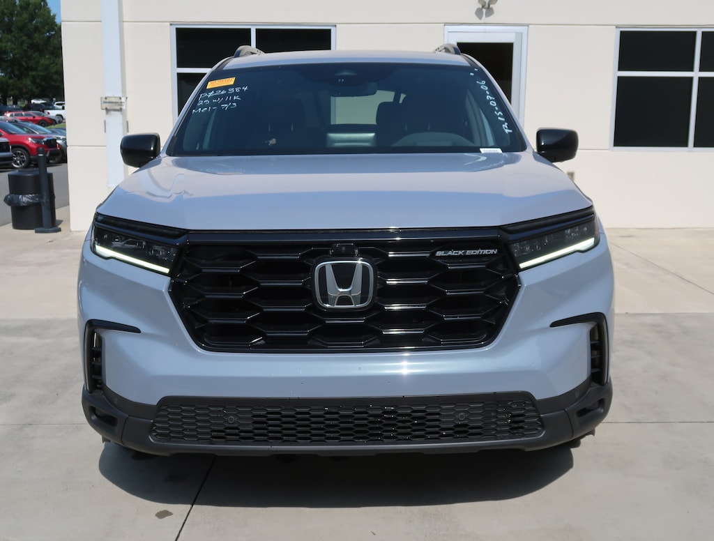 Certified 2025 Honda Pilot Black Edition SUV