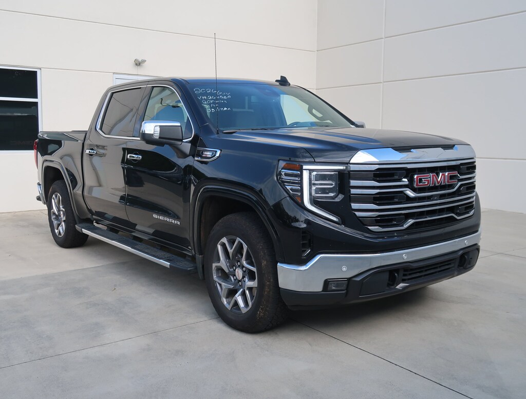 Used 2026 GMC Sierra 1500 SLT Pickup