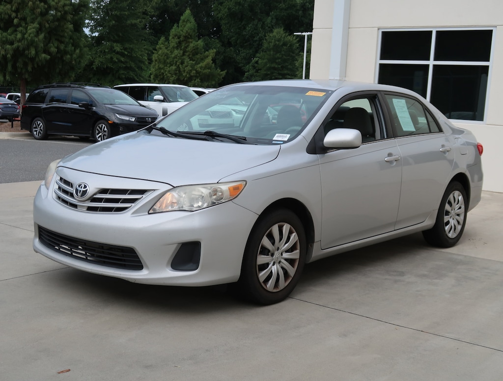 Used 2013 Toyota Corolla LE Sedan