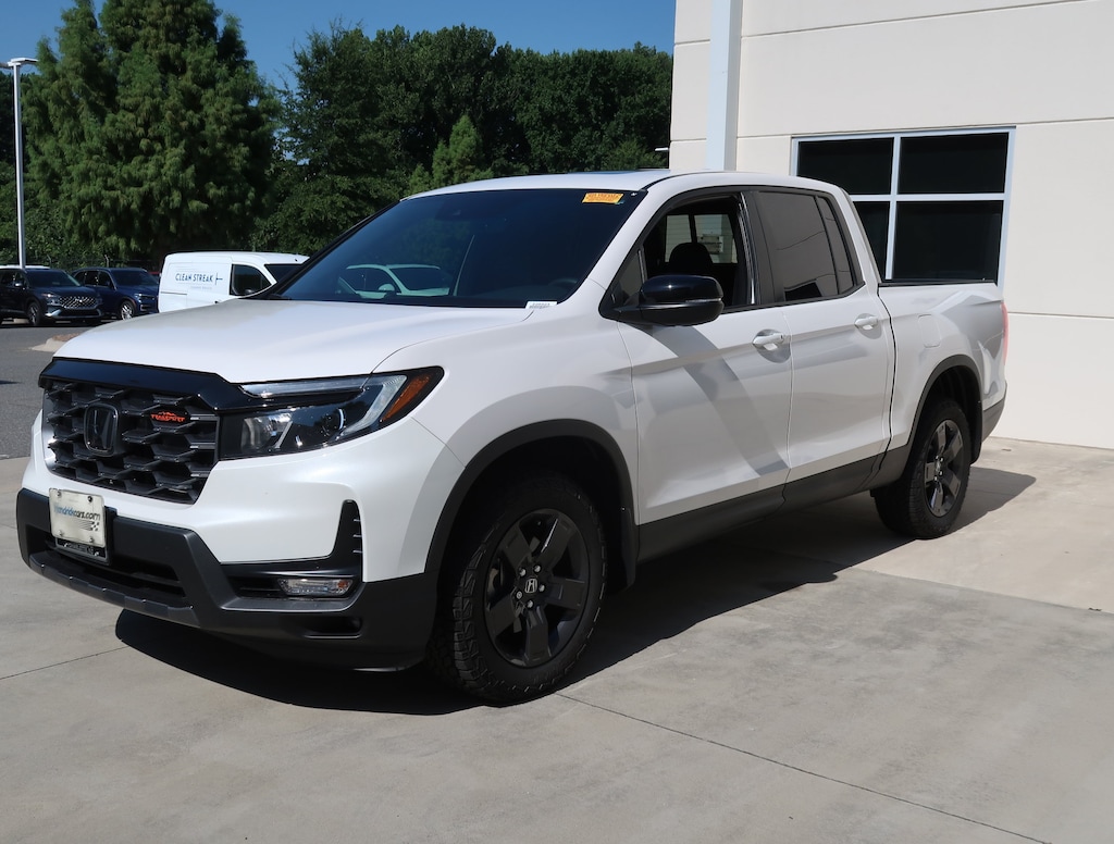 Certified 2026 Honda Ridgeline TrailSport Pickup