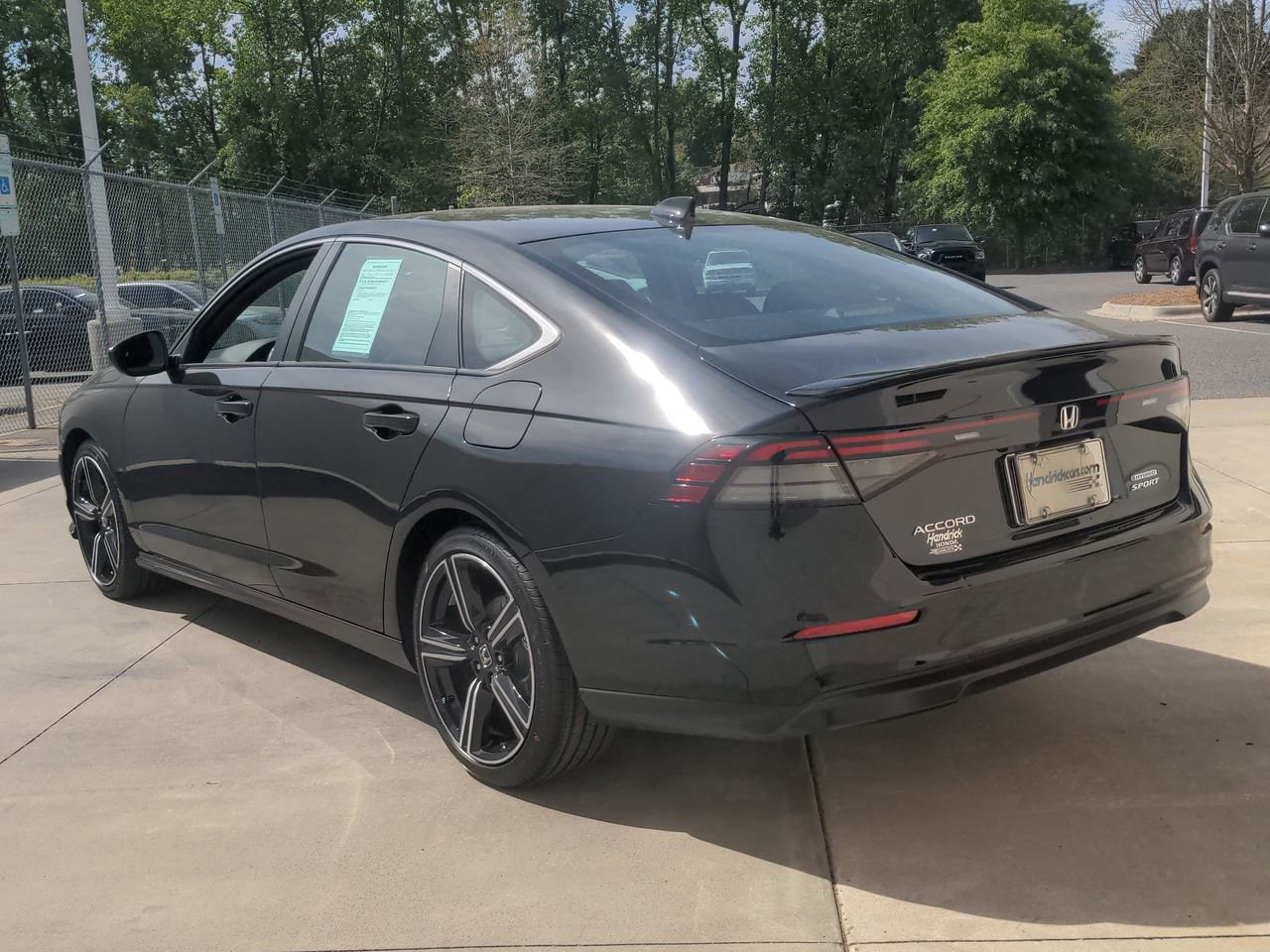 2023 Honda Accord Hybrid Sport photo 3