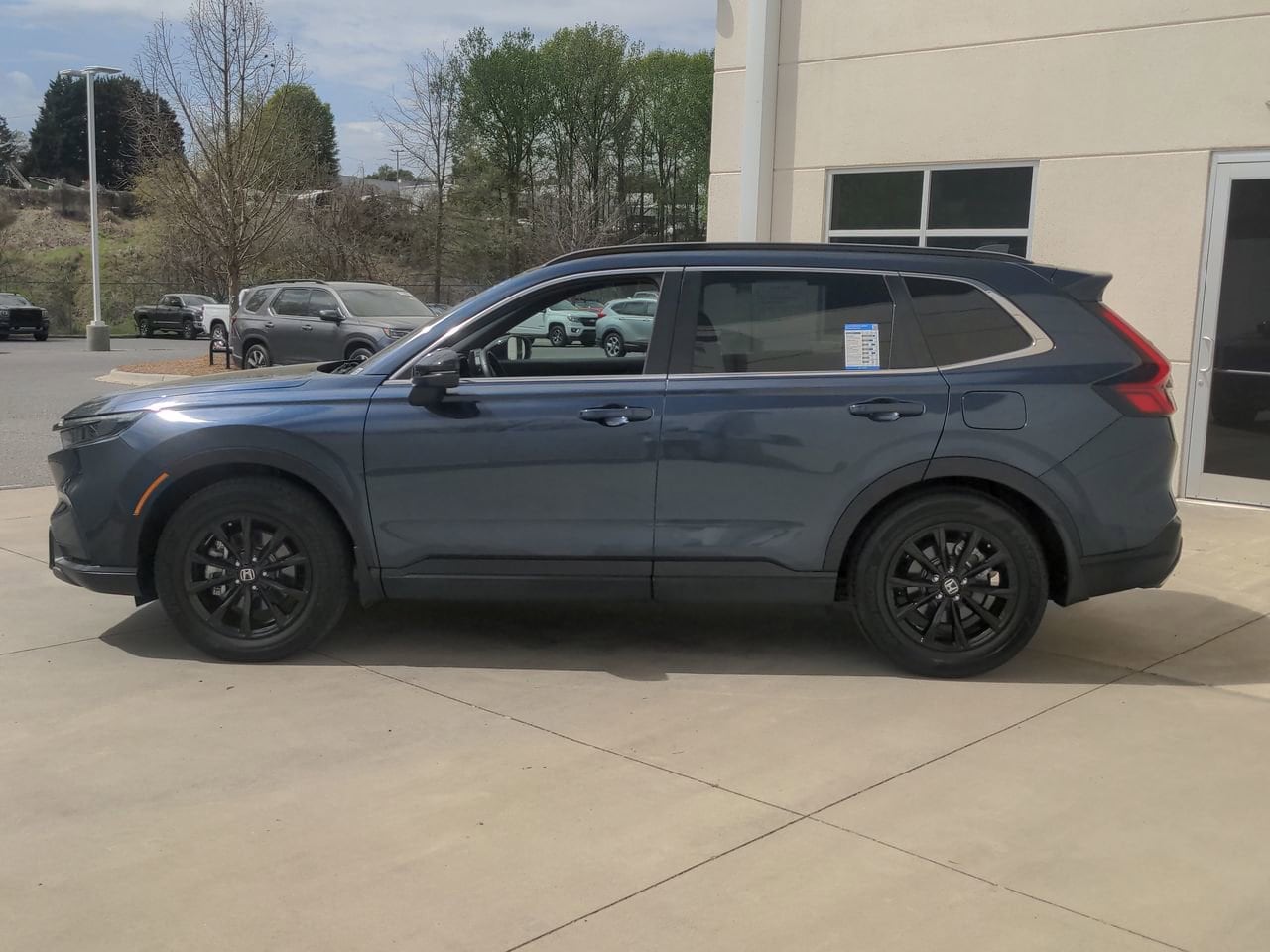 2025 Honda CR-V Hybrid Sport photo 6