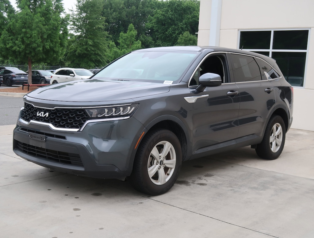 Used 2022 Kia Sorento LX SUV