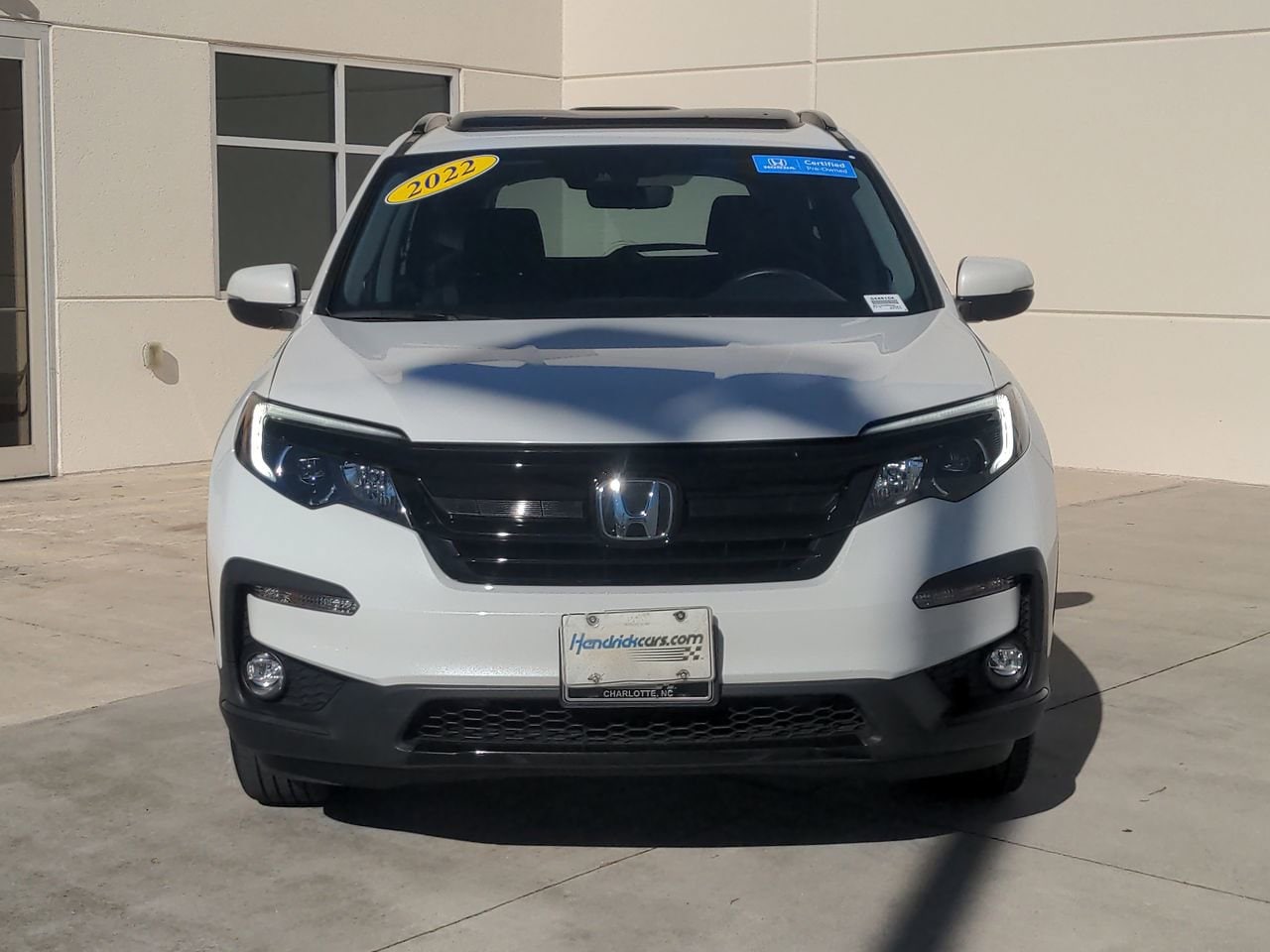 2022 Honda Pilot Special Edition photo 2