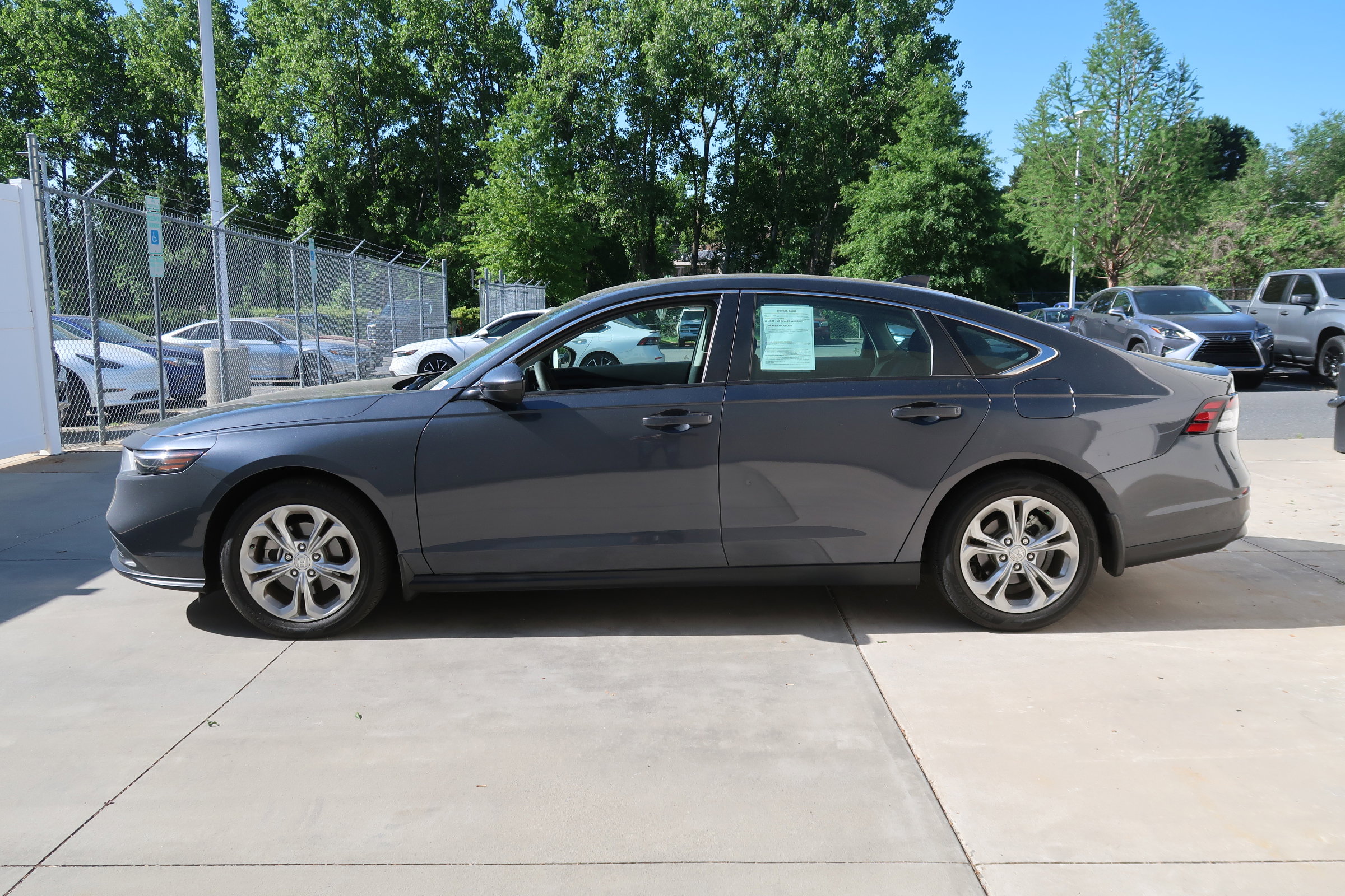 2023 Honda Accord LX photo 3