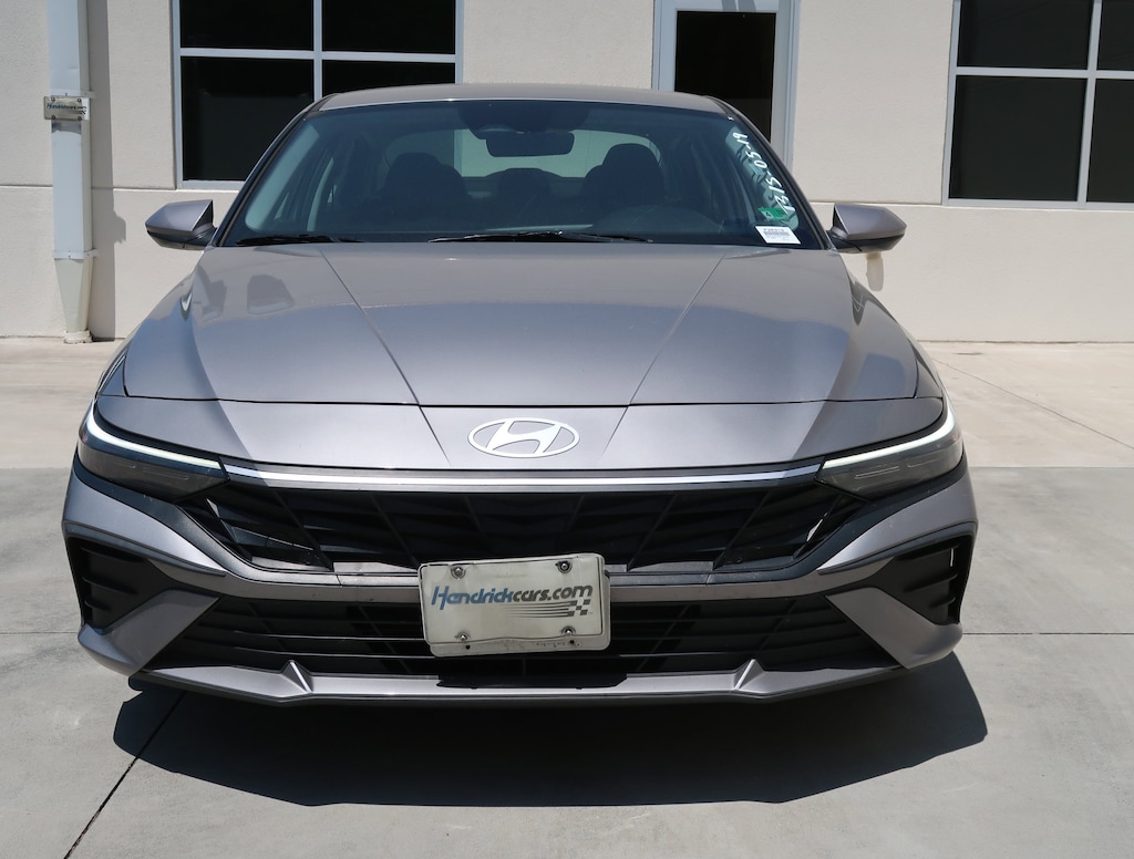 Used 2024 Hyundai Elantra SEL Sedan