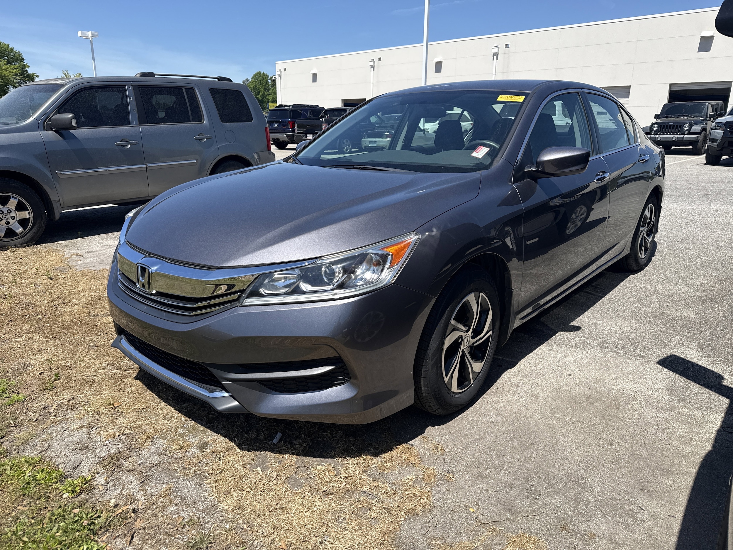 2017 Honda Accord LX photo 5