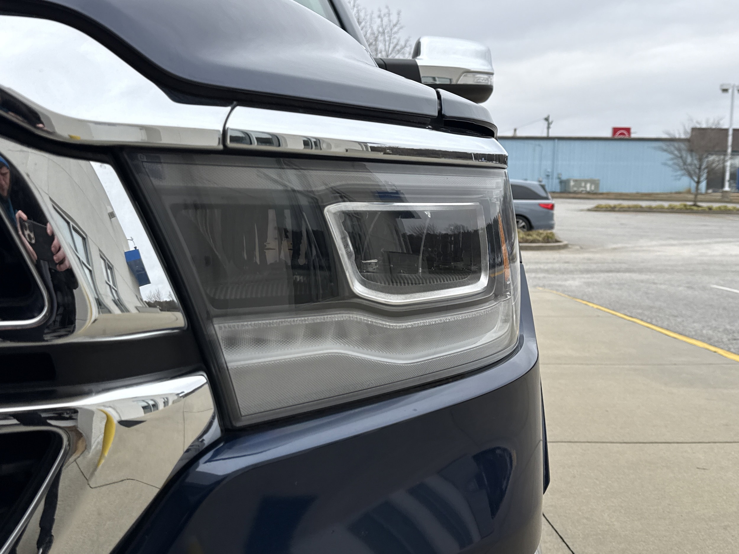 2022 Ram 1500 Laramie photo 5