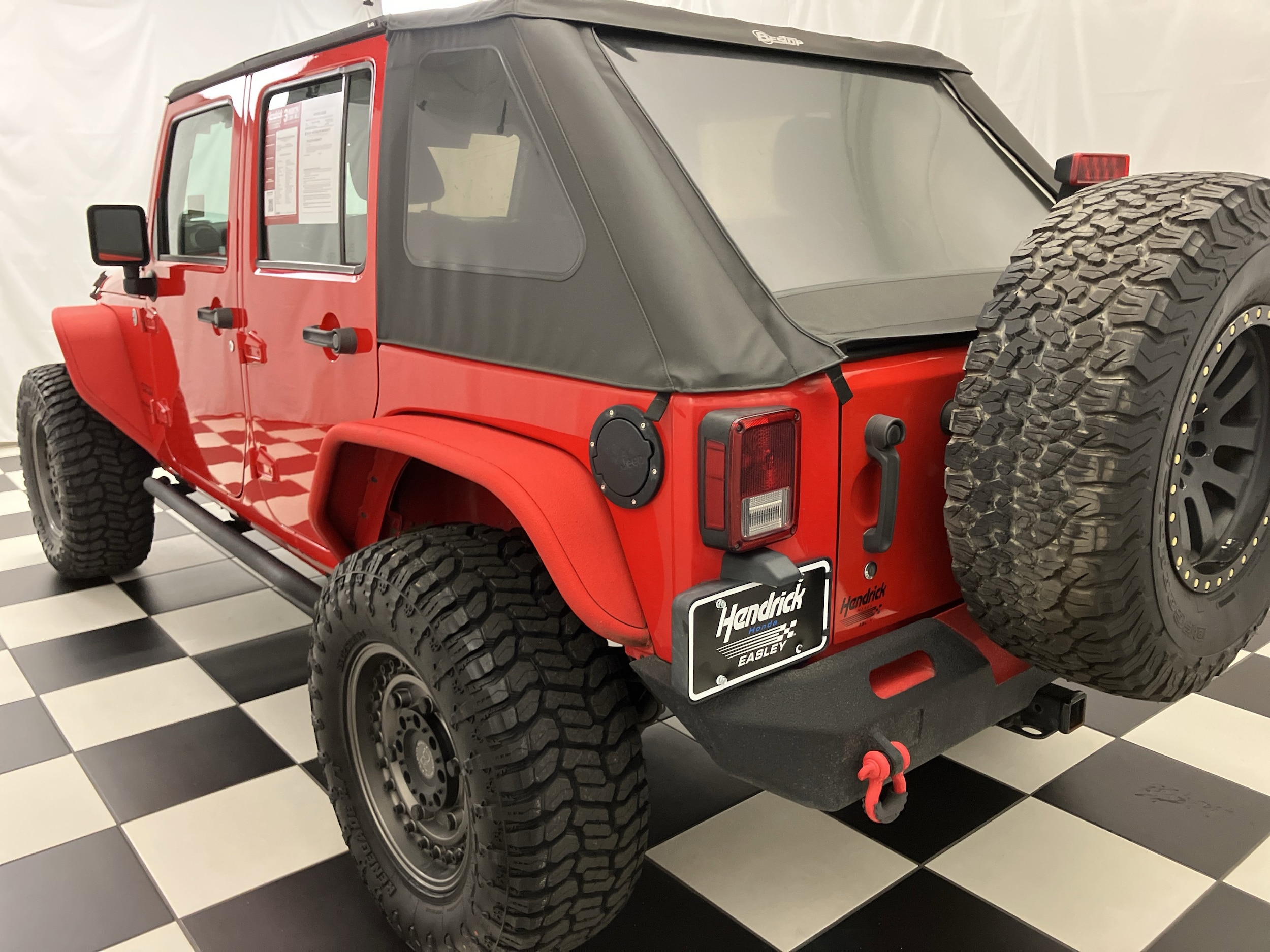 2016 Jeep Wrangler Unlimited Sport photo 3