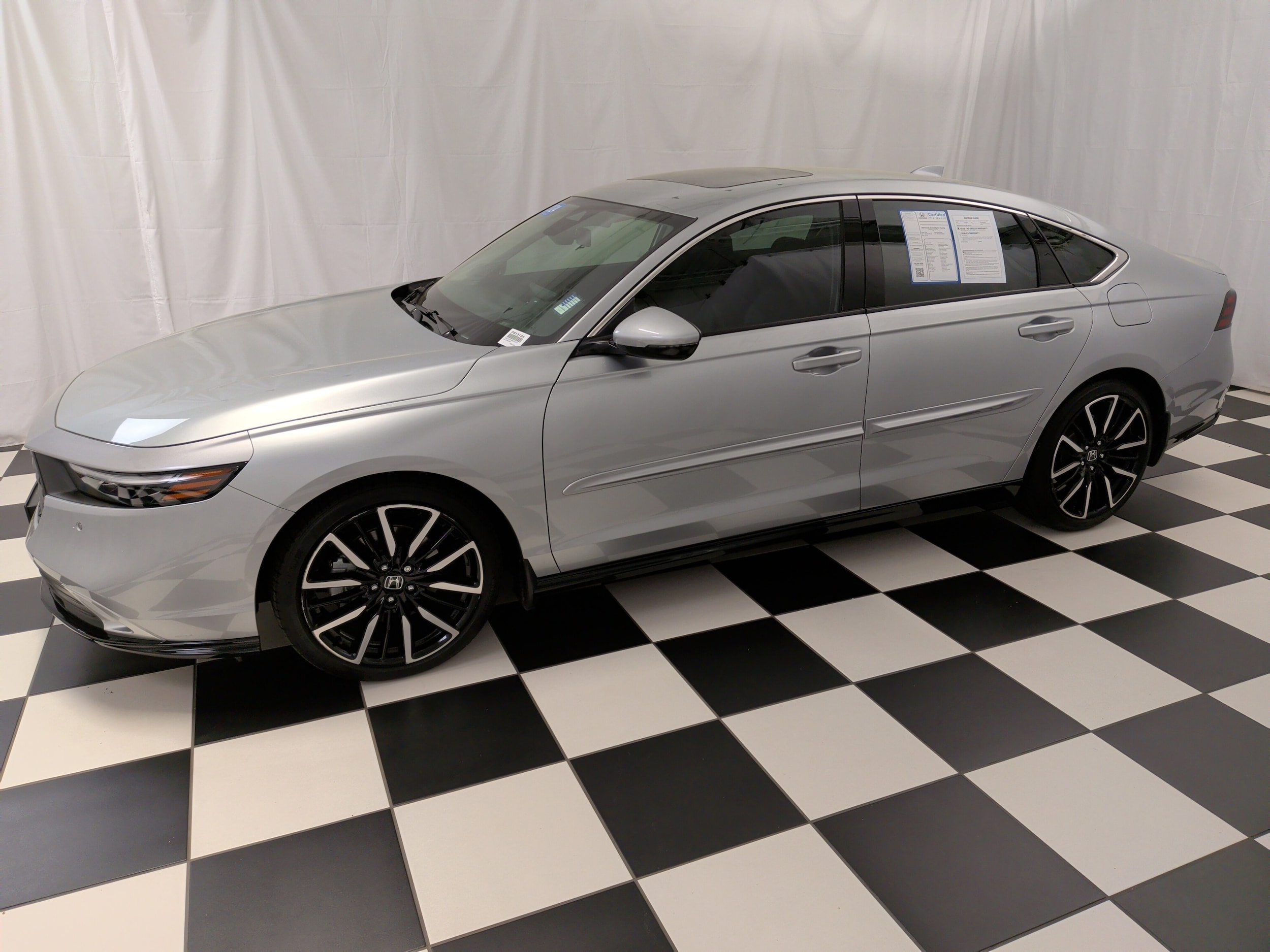 2024 Honda Accord Hybrid Touring photo 6