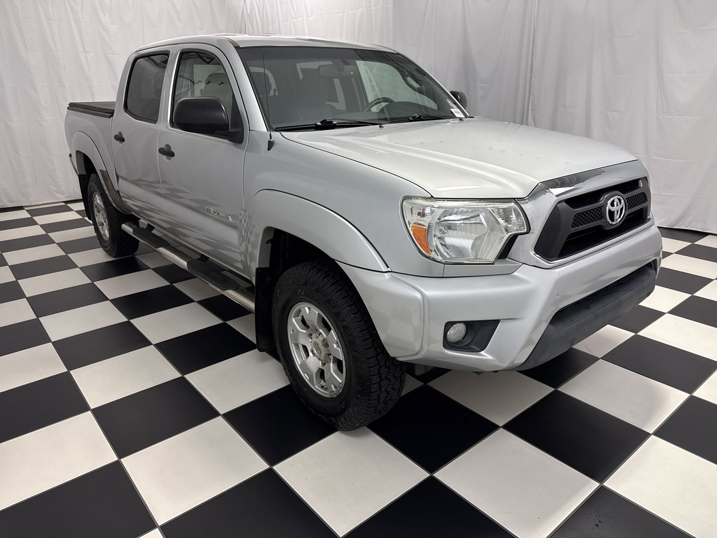 2012 Toyota Tacoma PreRunner photo 2