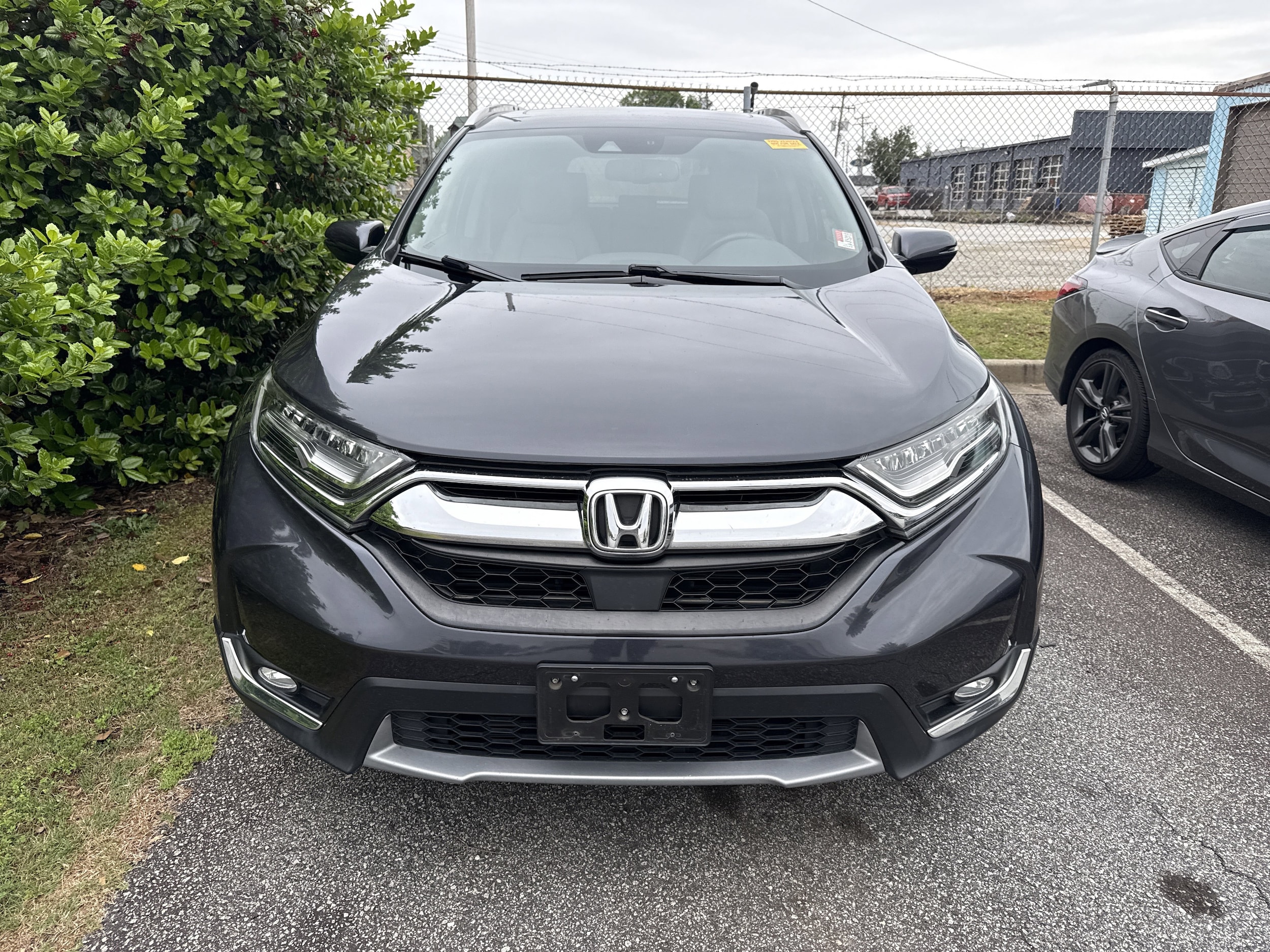 2019 Honda CR-V Touring photo 3