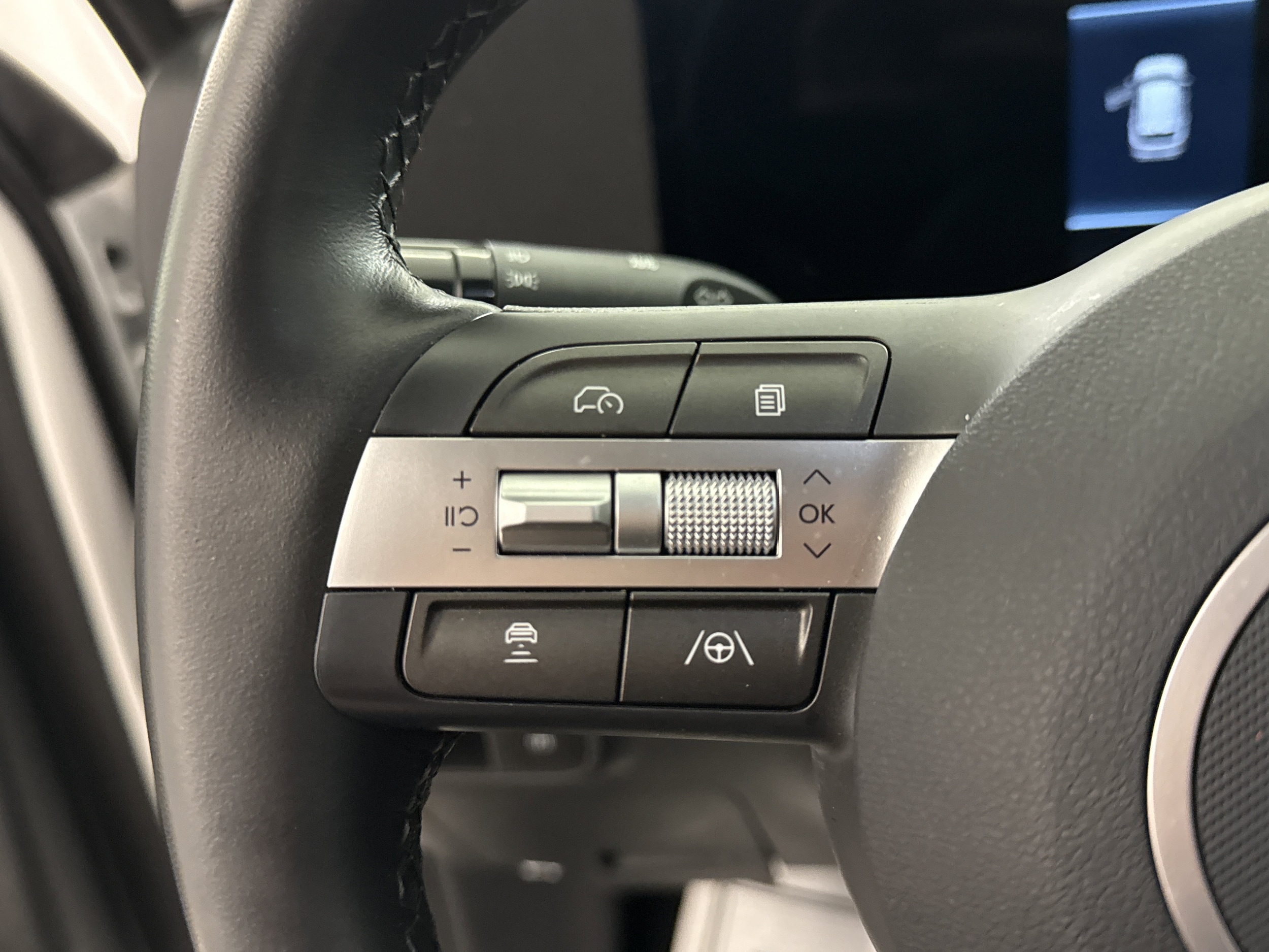 Hyundai Kona SEL Sport
