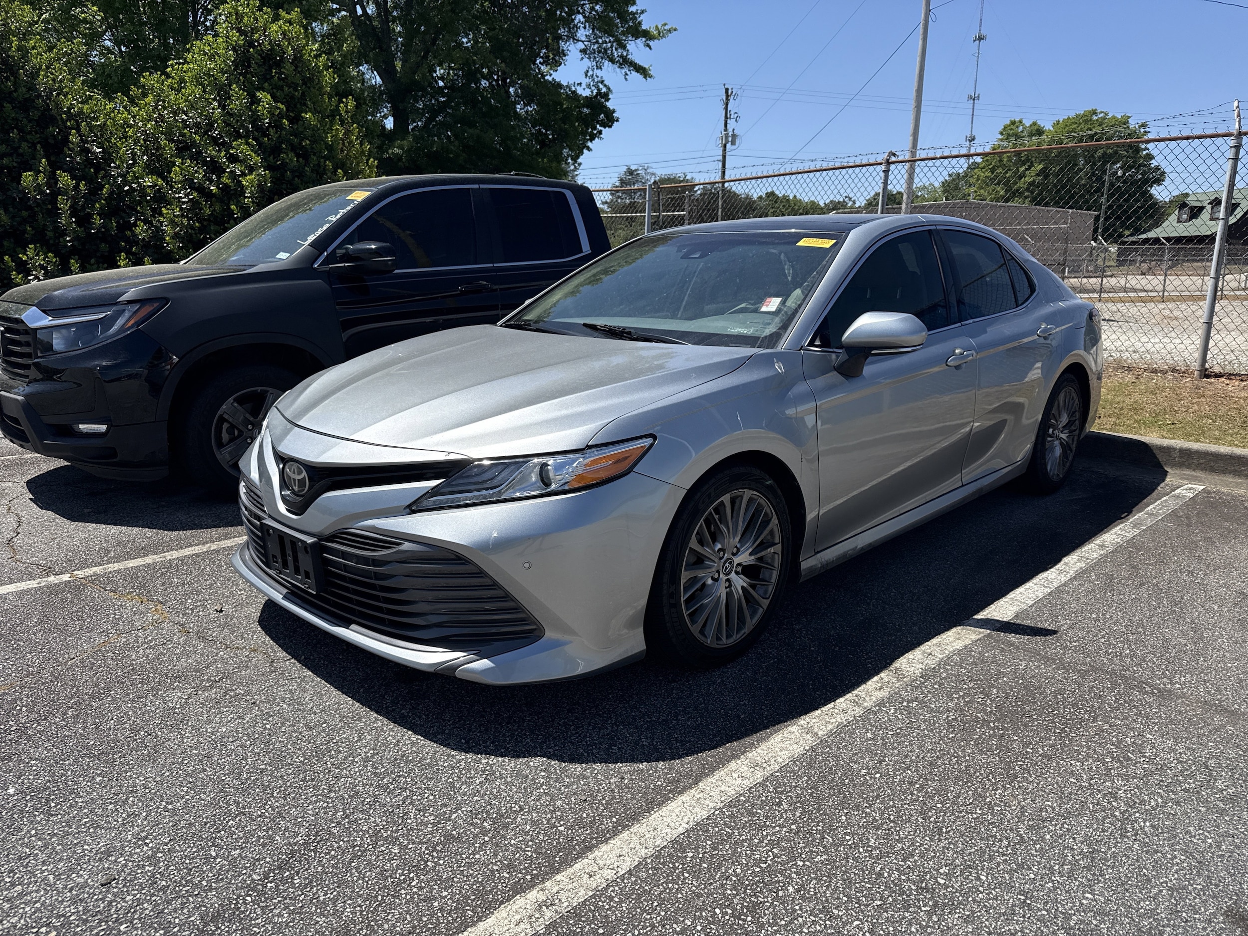 2018 Toyota Camry XLE photo 5