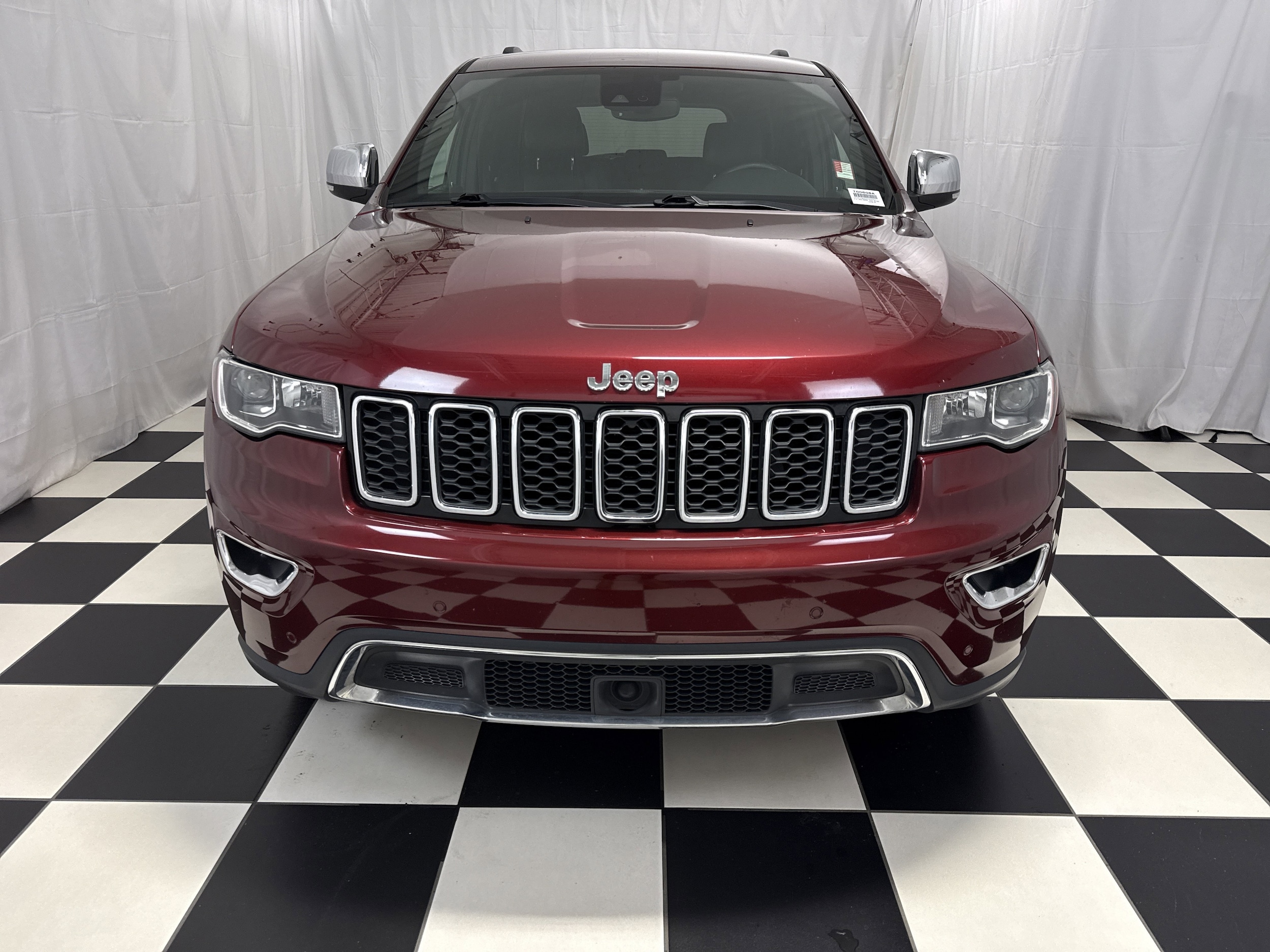 2019 Jeep Grand Cherokee Limited photo 2