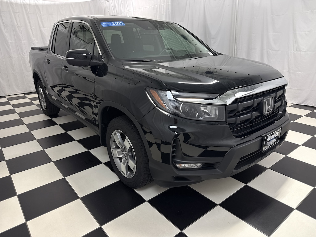 Certified 2025 Honda Ridgeline RTL Pickup