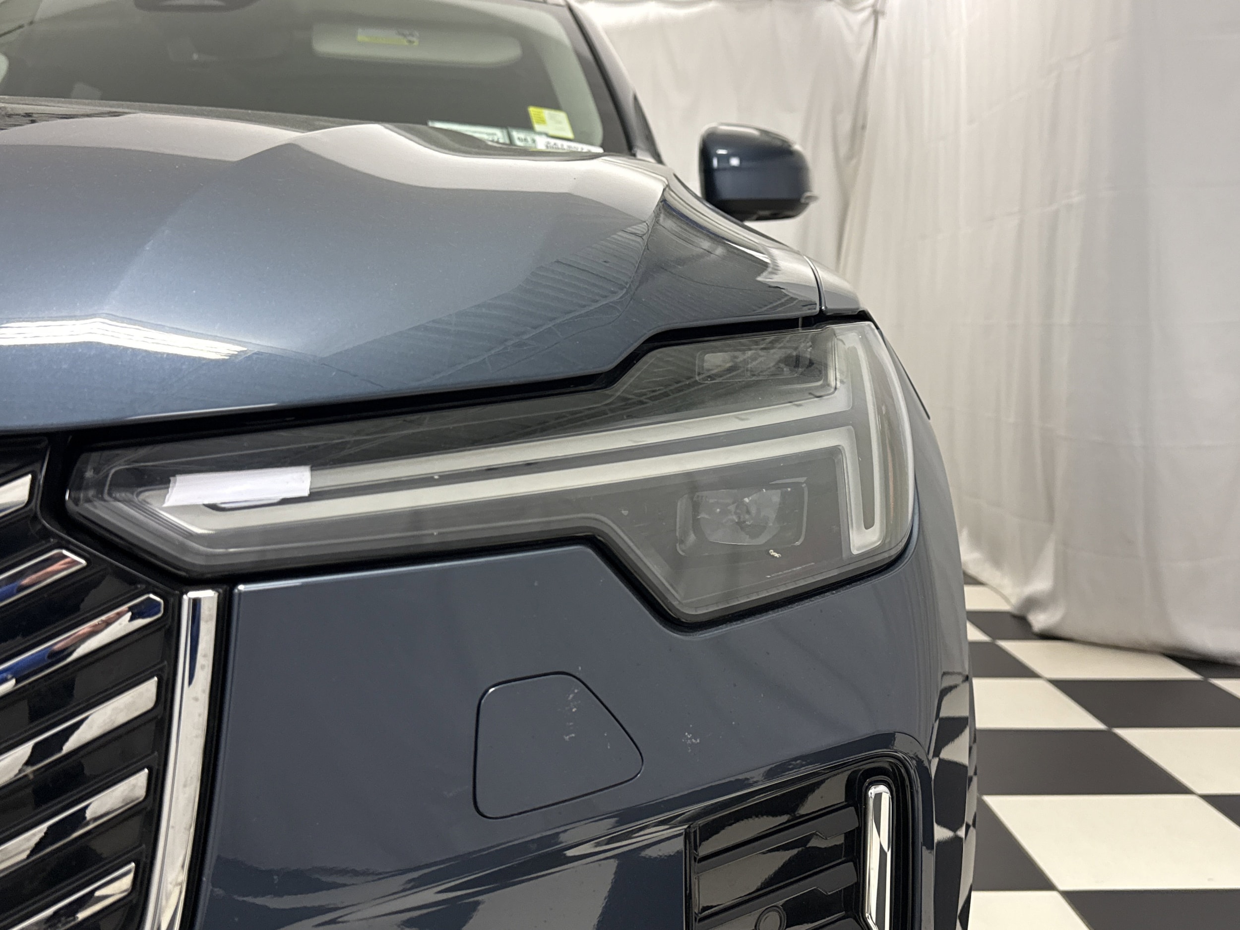 2025 Volvo XC90 Plus photo 6