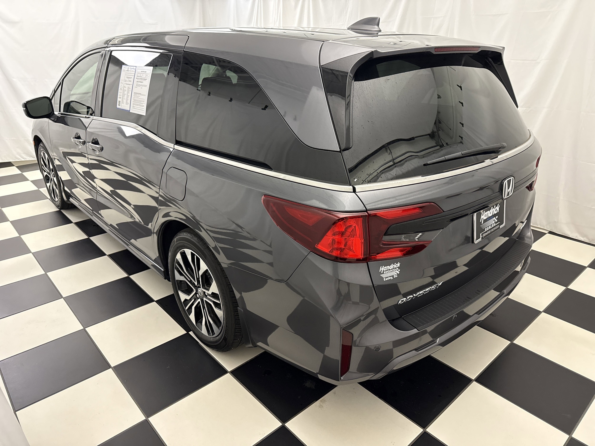 2025 Honda Odyssey Elite photo 3