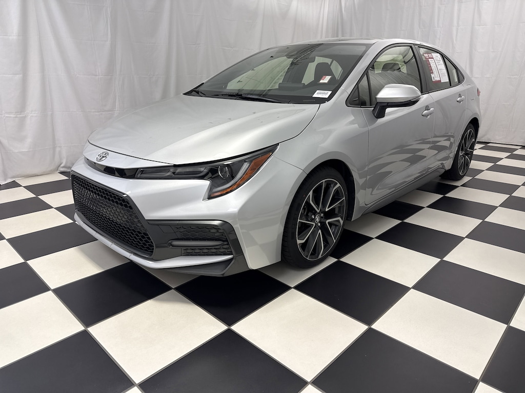 Used 2022 Toyota Corolla SE Sedan