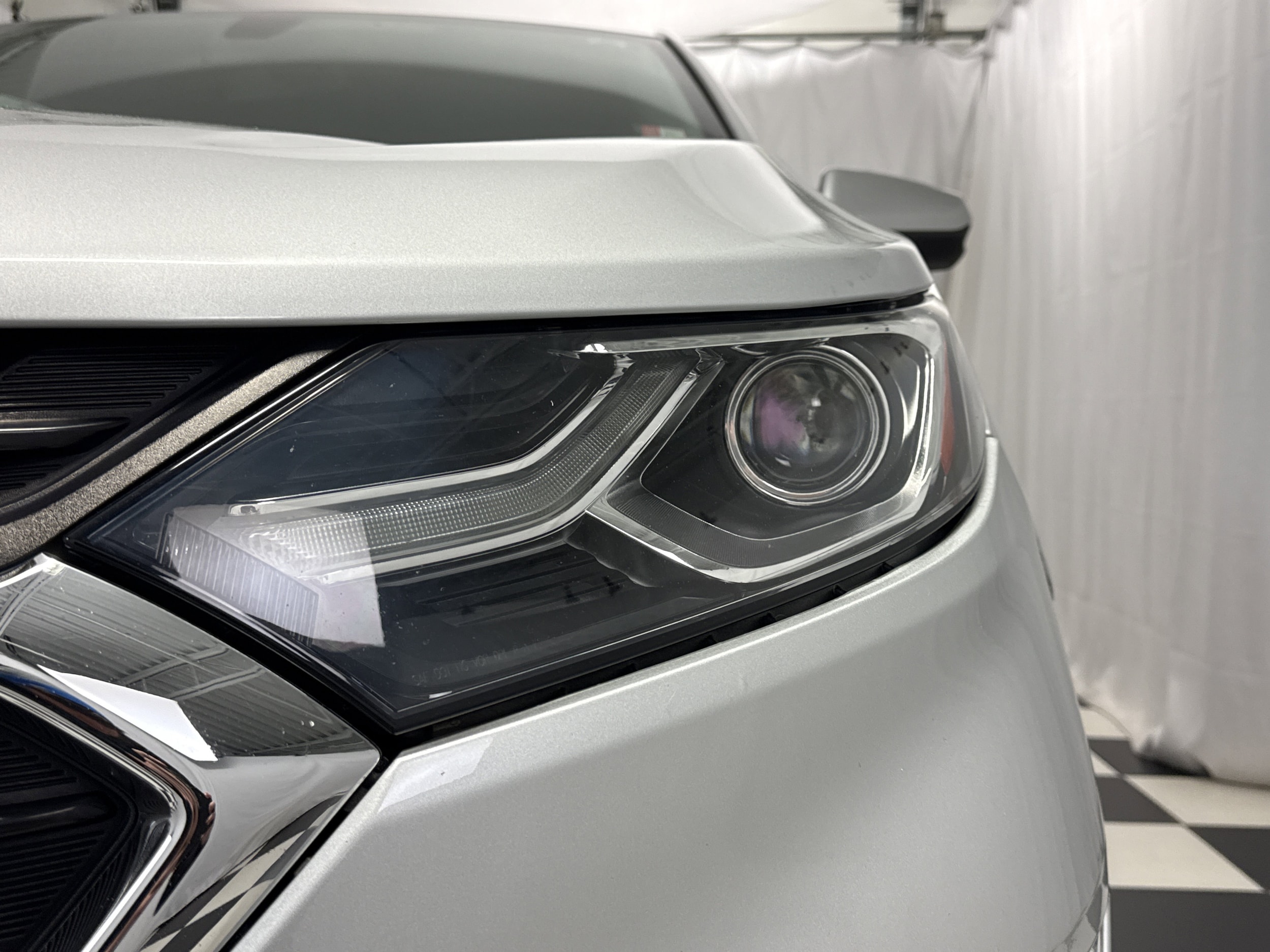 2018 Chevrolet Equinox LT photo 5