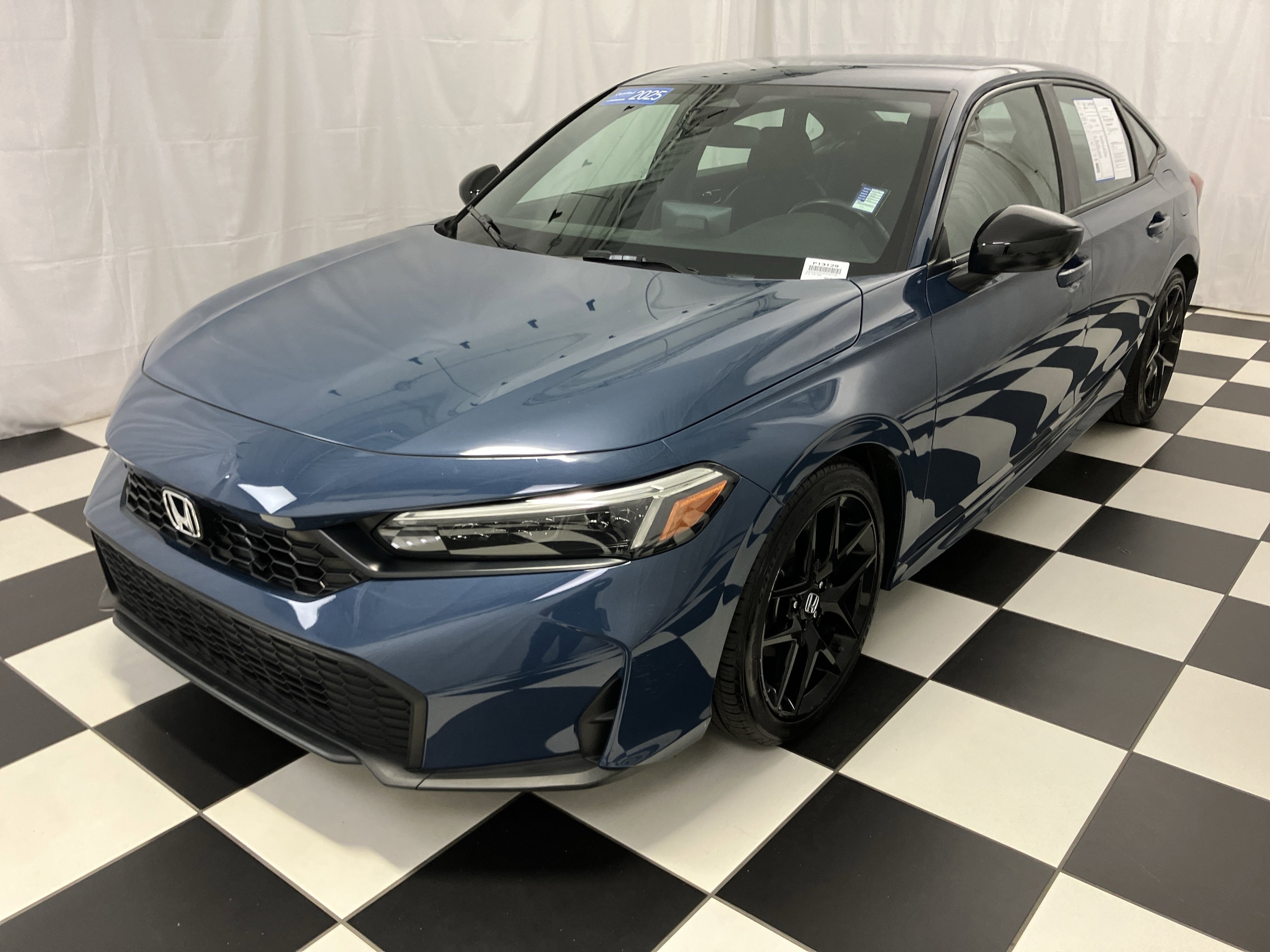 2025 Honda Civic Sport photo 4