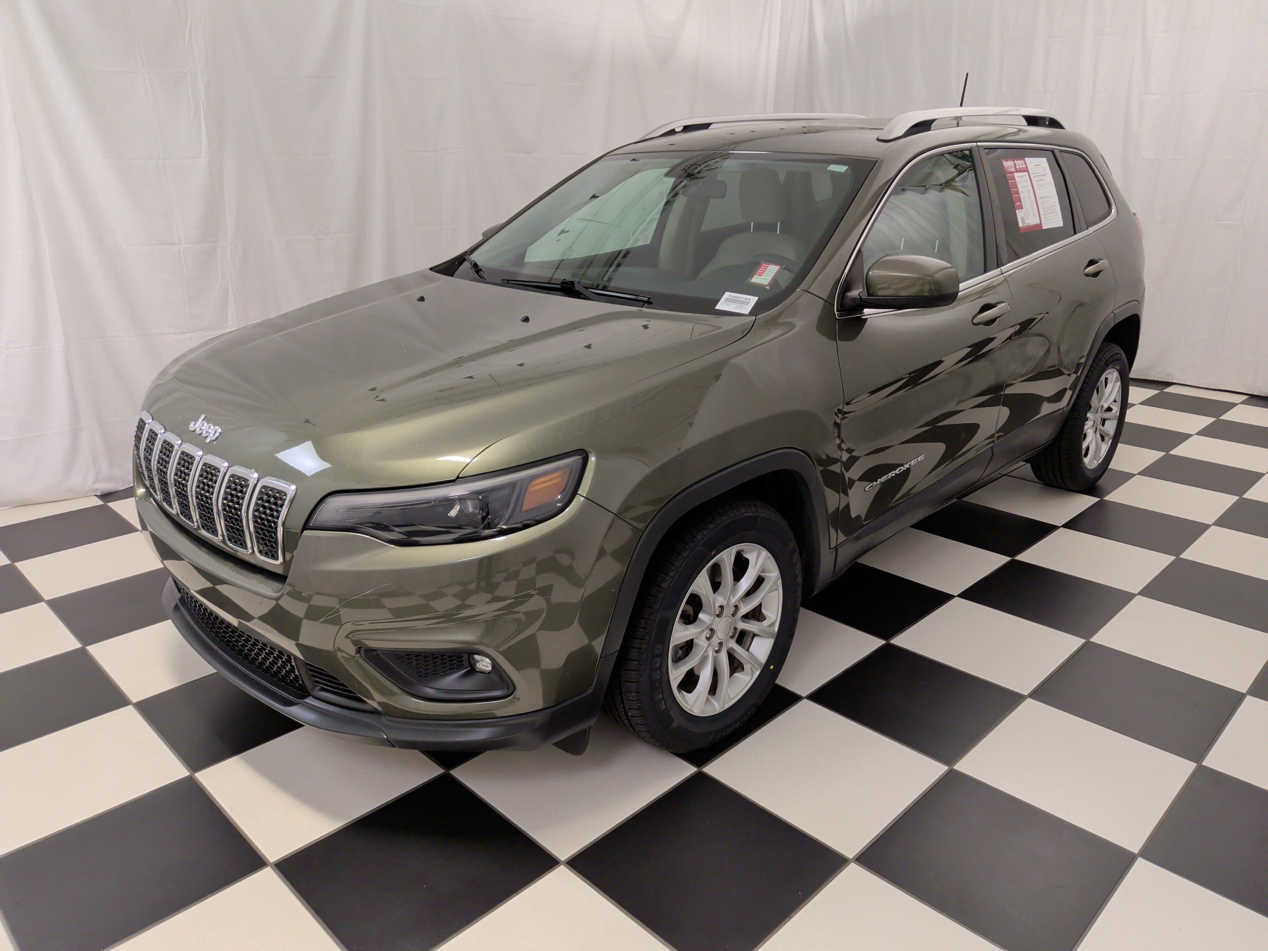 2019 Jeep Cherokee Latitude photo 4