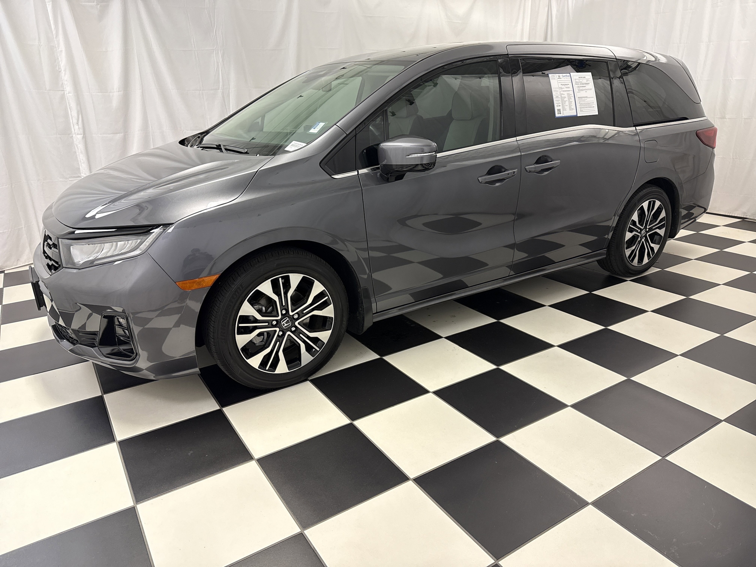 2025 Honda Odyssey Elite photo 5