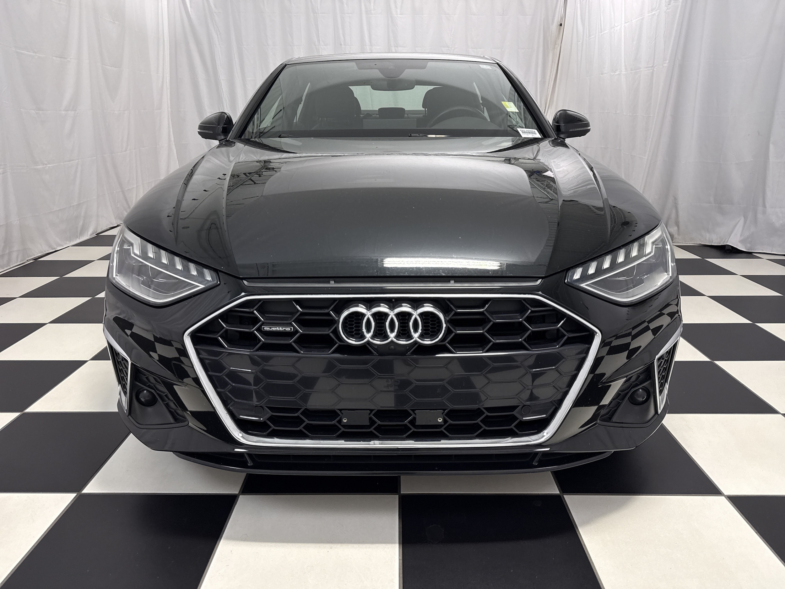 Audi A4 Sedan S Line Premium Plus