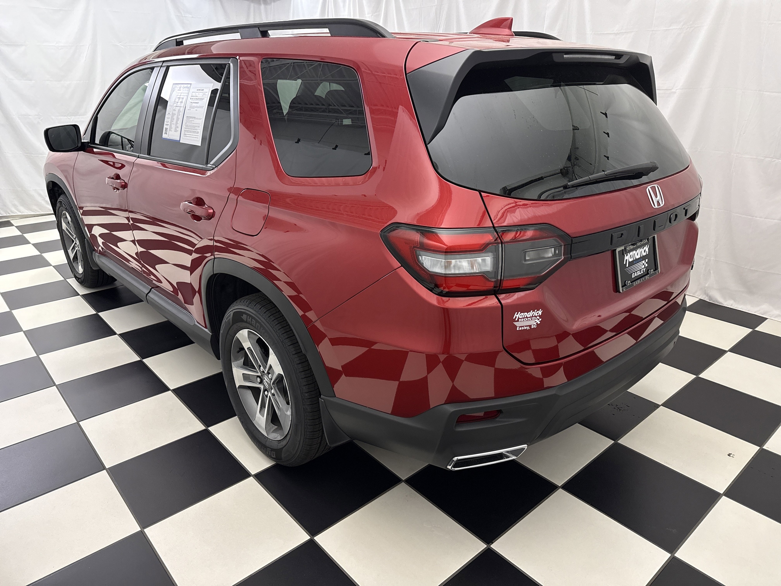 2025 Honda Pilot Sport photo 3