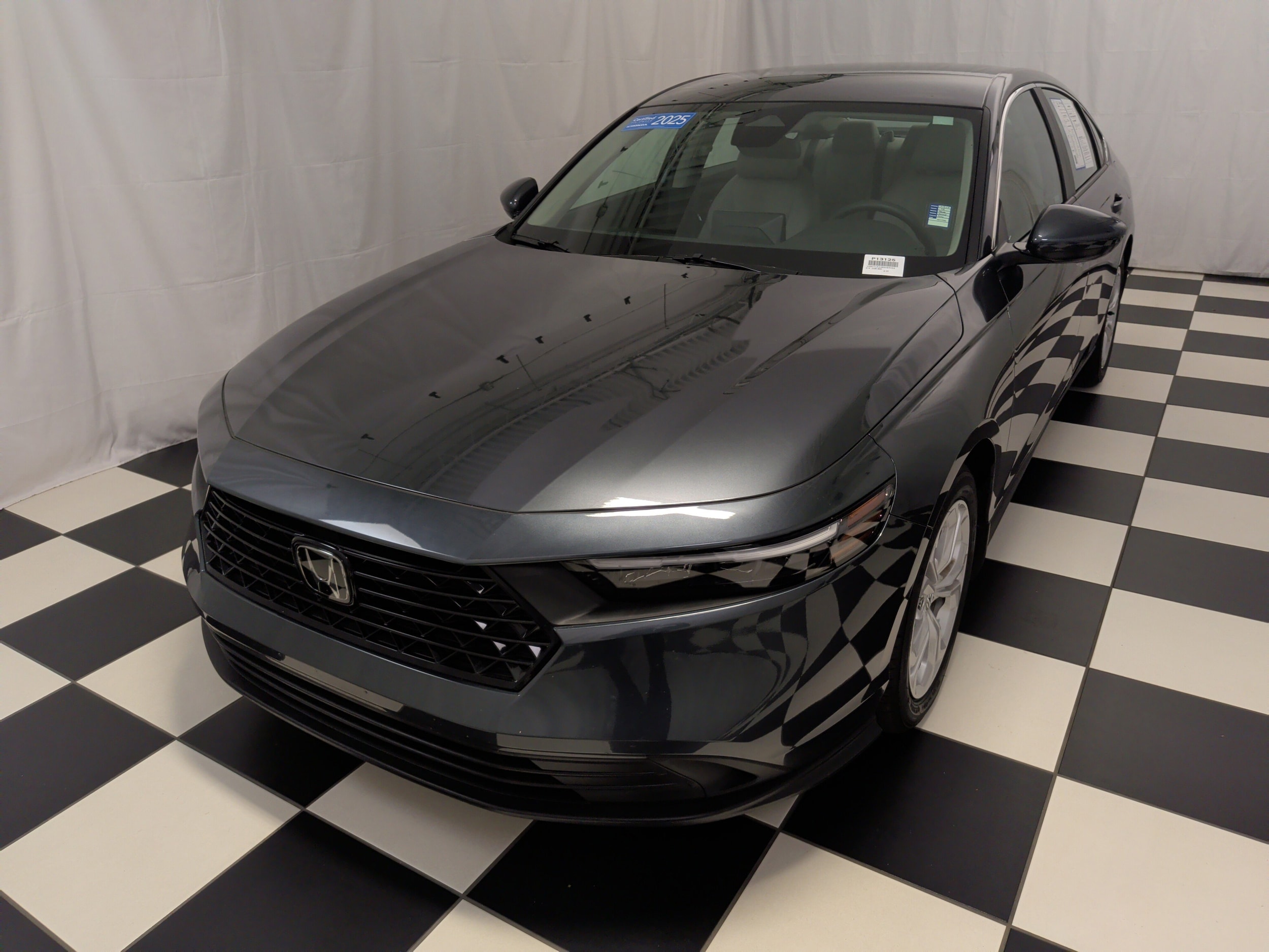 2025 Honda Accord LX photo 4