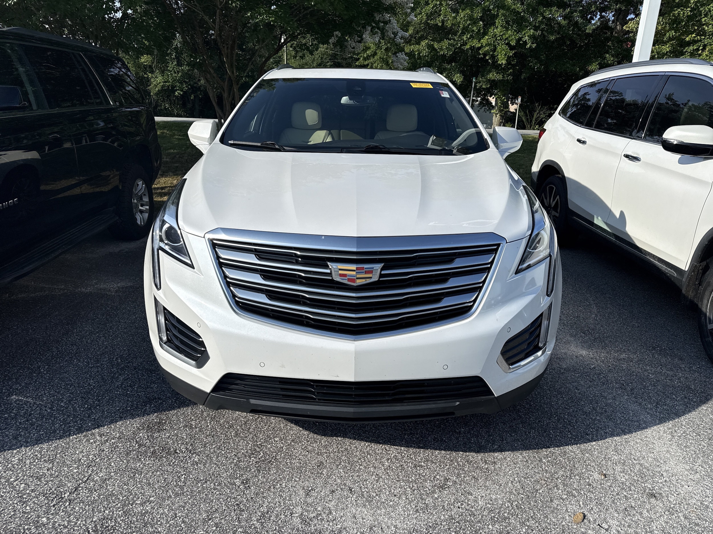 CADILLAC XT5 Luxury FWD