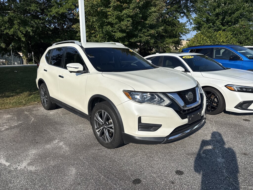 Used 2019 Nissan Rogue SV SUV