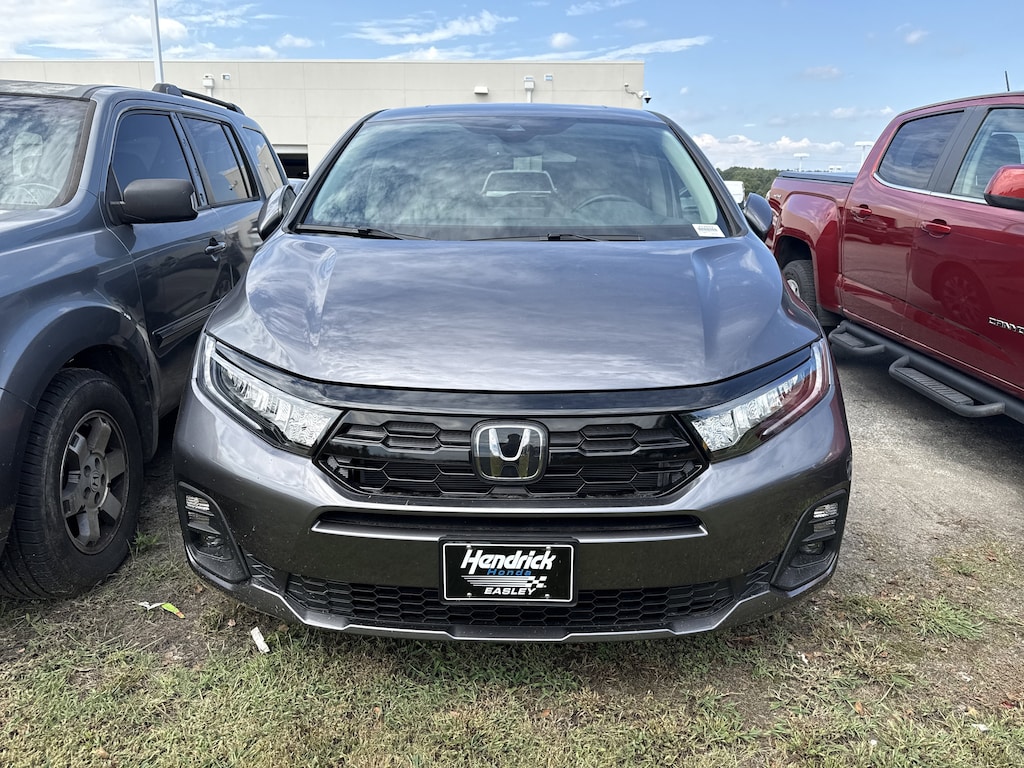 Used 2025 Honda Odyssey Touring Minivan