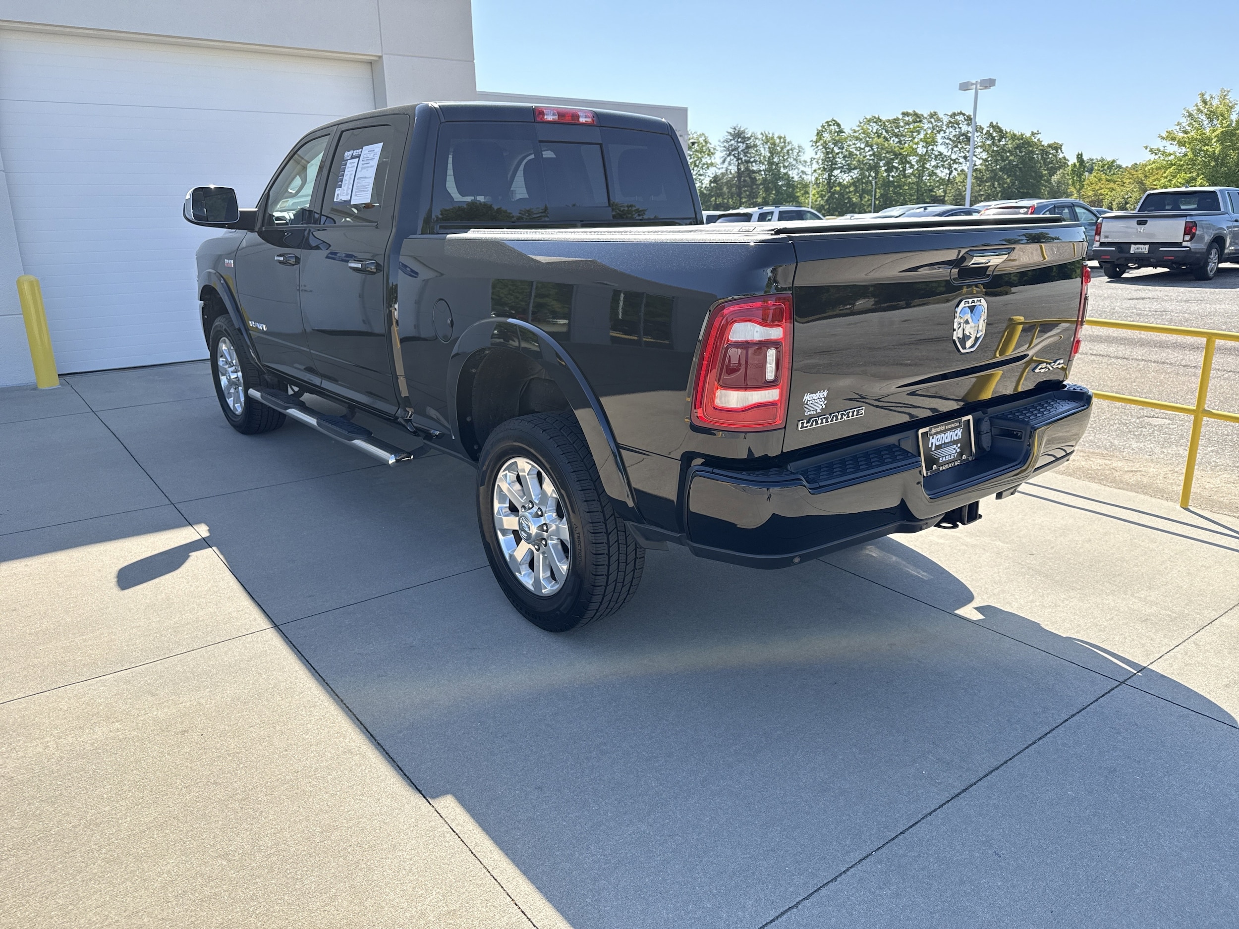 2022 Ram 2500 Laramie photo 6