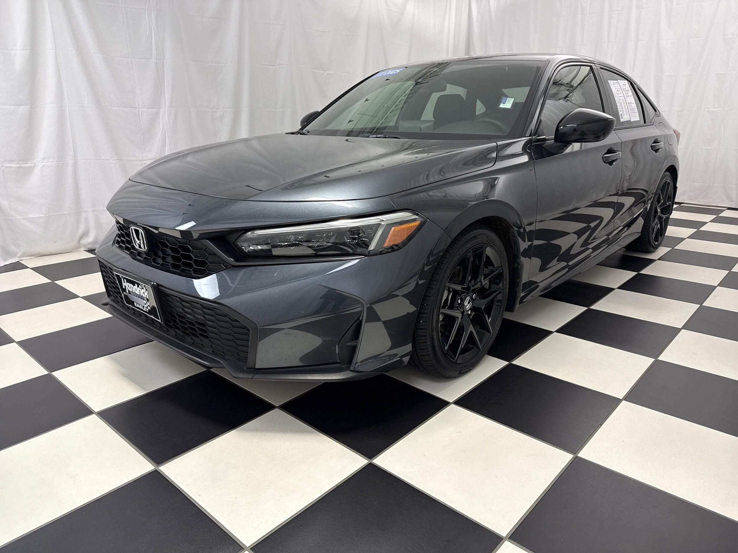 2025 Honda Civic Sport photo 3