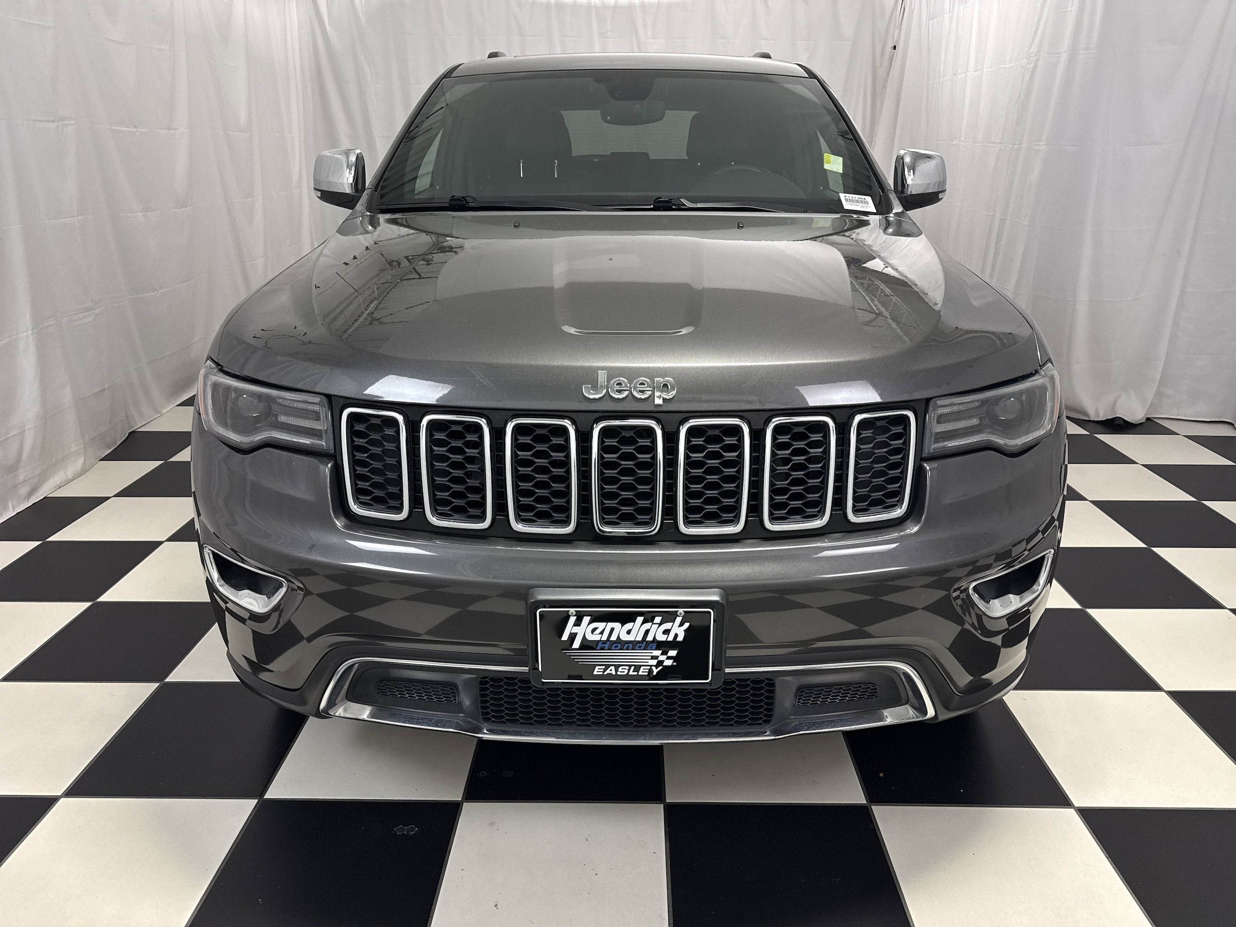 2019 Jeep Grand Cherokee Limited photo 2