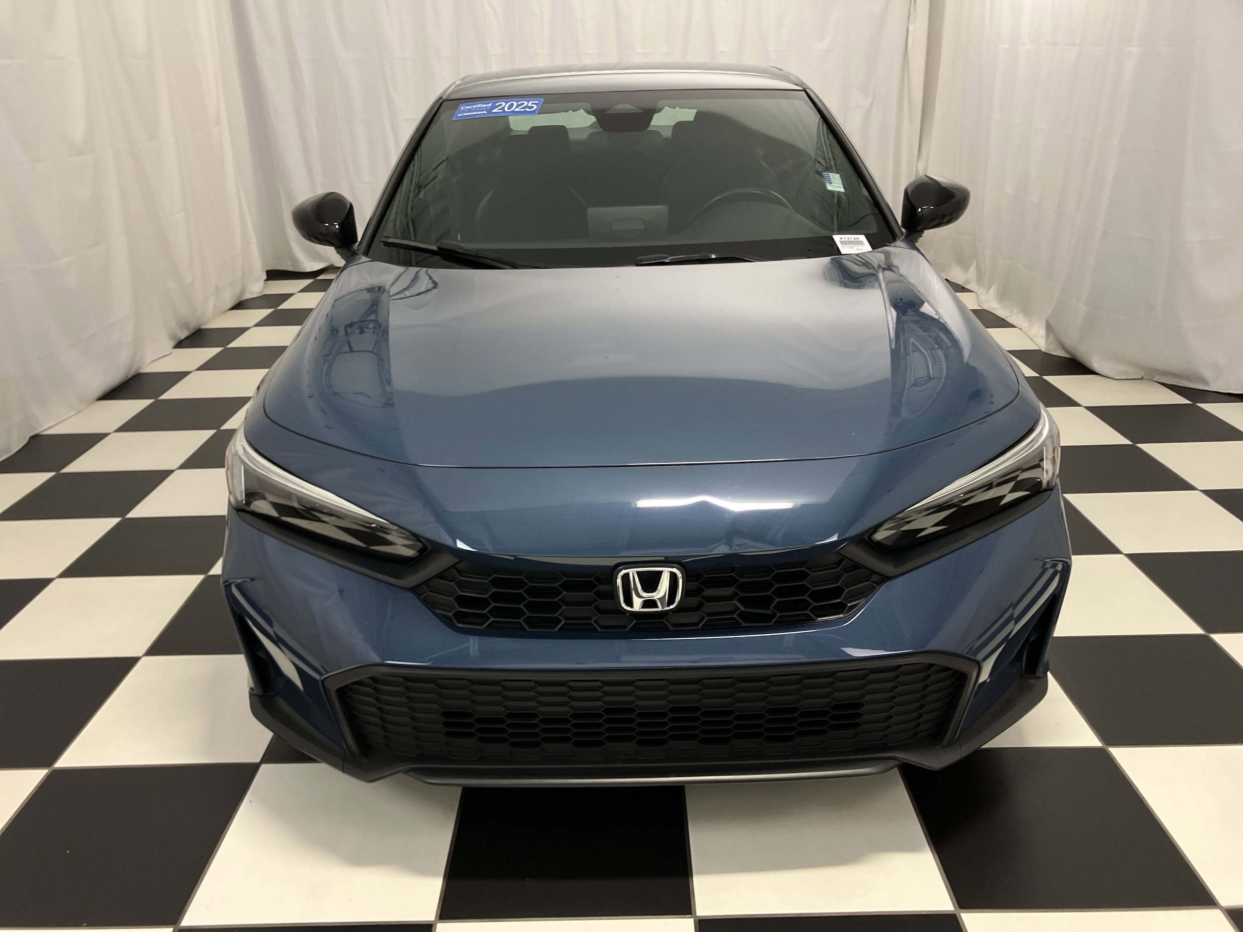 2025 Honda Civic Sport photo 2