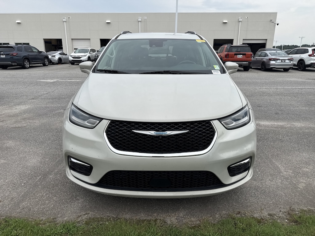 Certified 2021 Chrysler Pacifica Hybrid Touring L Minivan