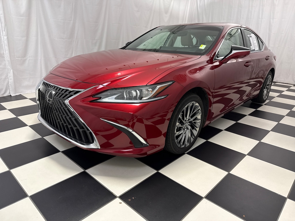 Used 2024 Lexus ES ES 300h Luxury Sedan