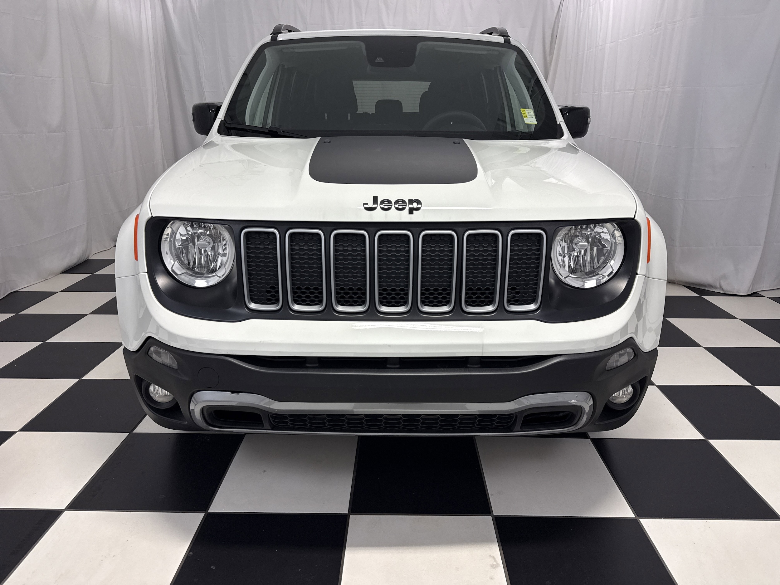 2023 Jeep Renegade Upland photo 2